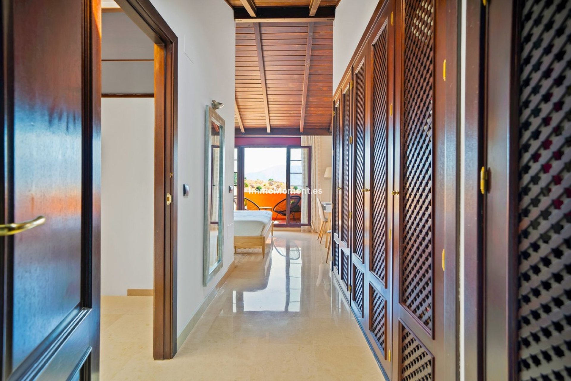 Resale - Apartment - Marbella - Elviria