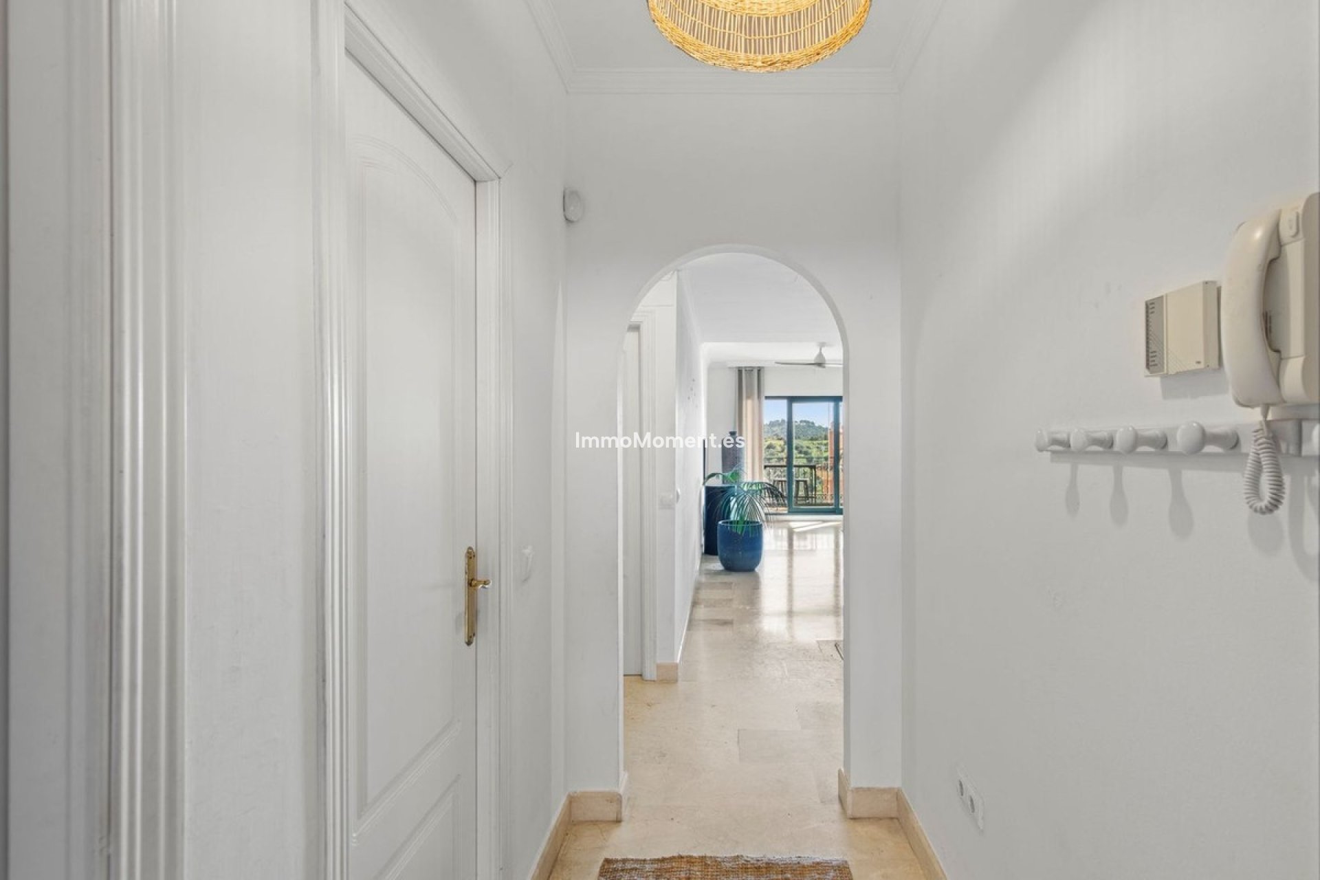 Resale - Apartment - Marbella - Elviria