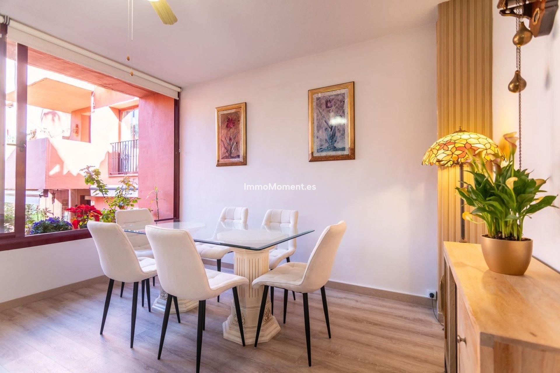 Resale - Apartment - Marbella - Elviria