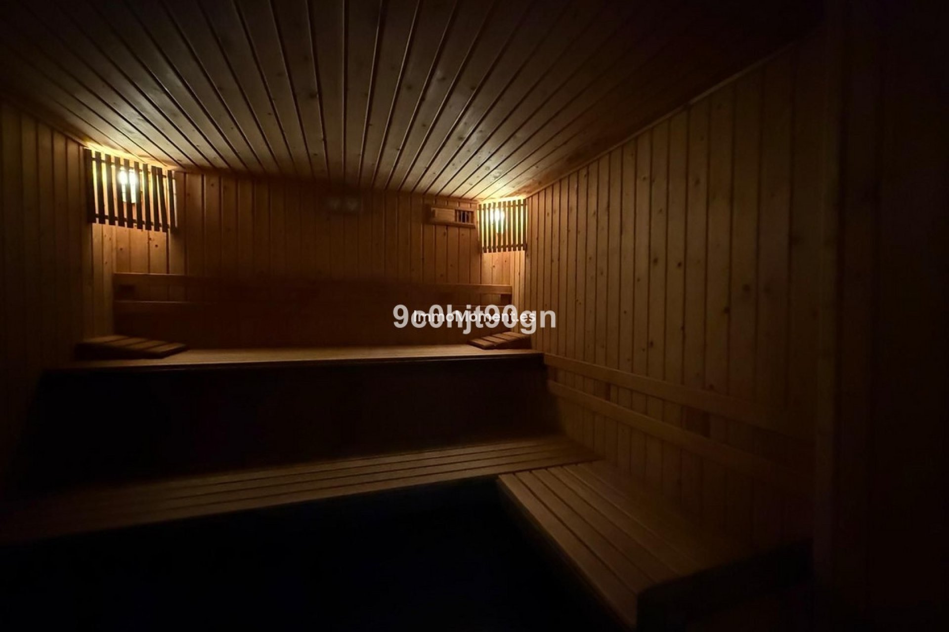 Resale - Apartment - Marbella - Elviria