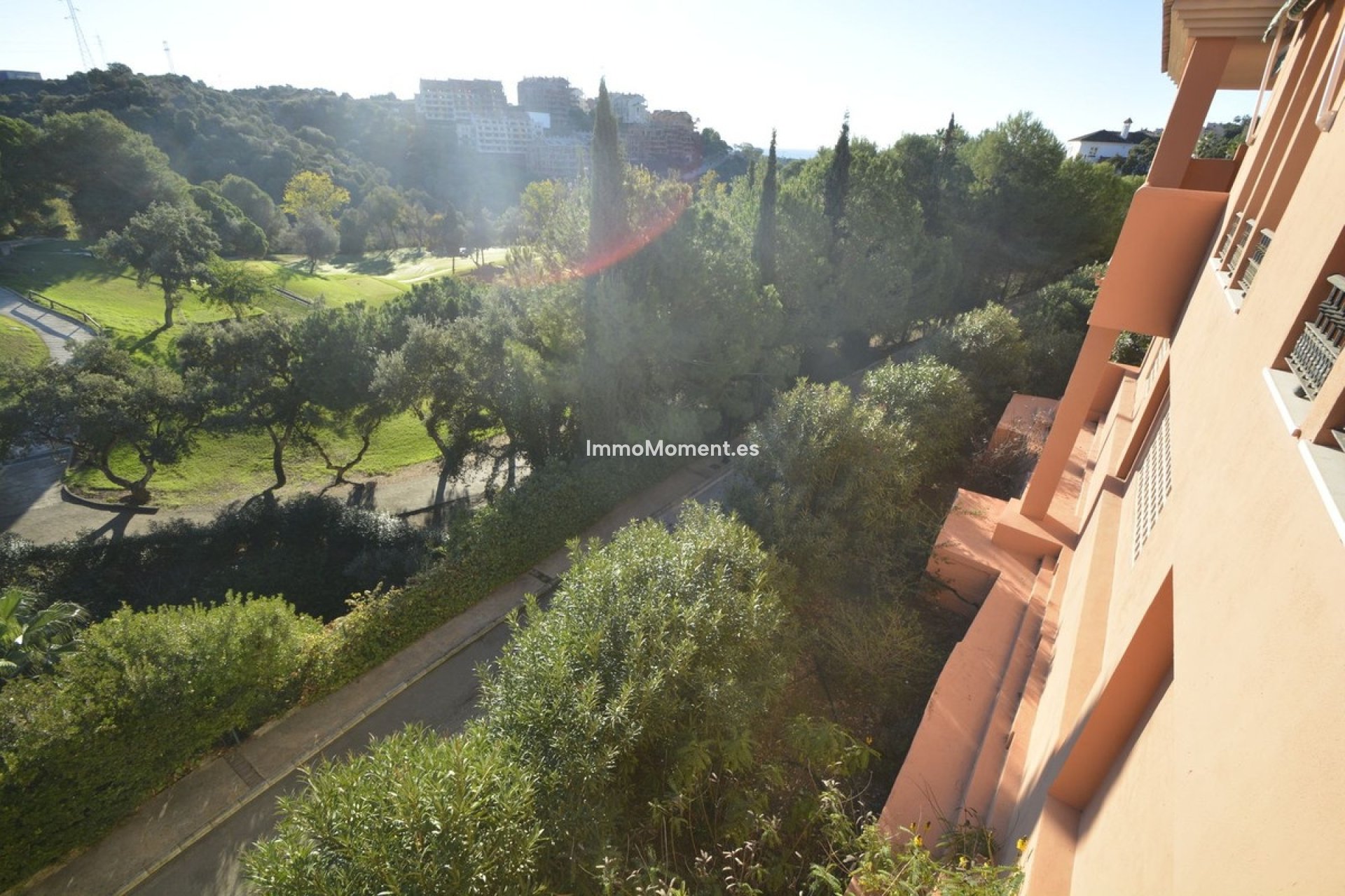 Resale - Apartment - Marbella - Elviria
