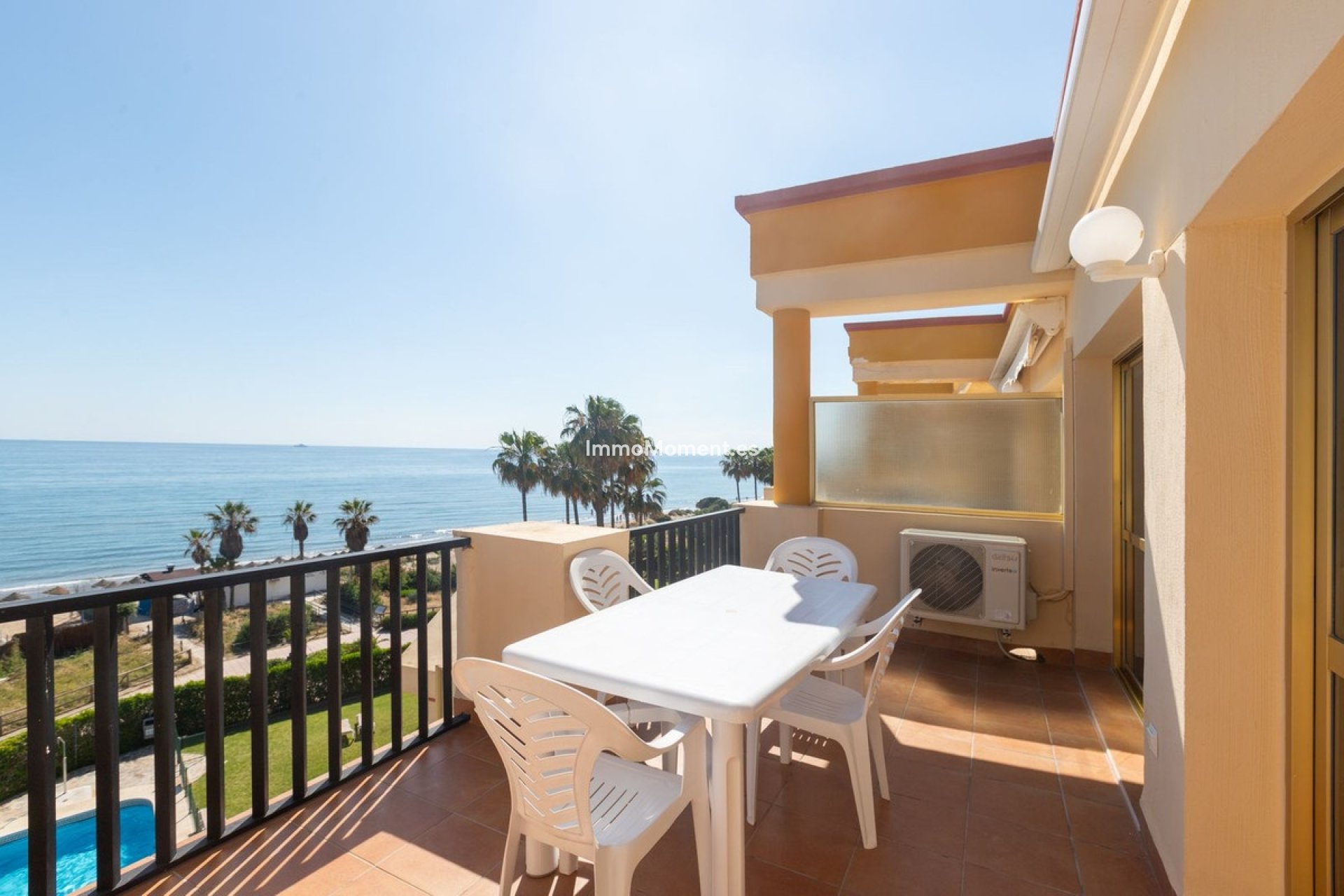 Resale - Apartment - Marbella - Elviria
