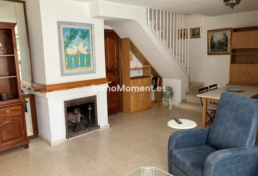 Resale - Apartment - Marbella - Elviria