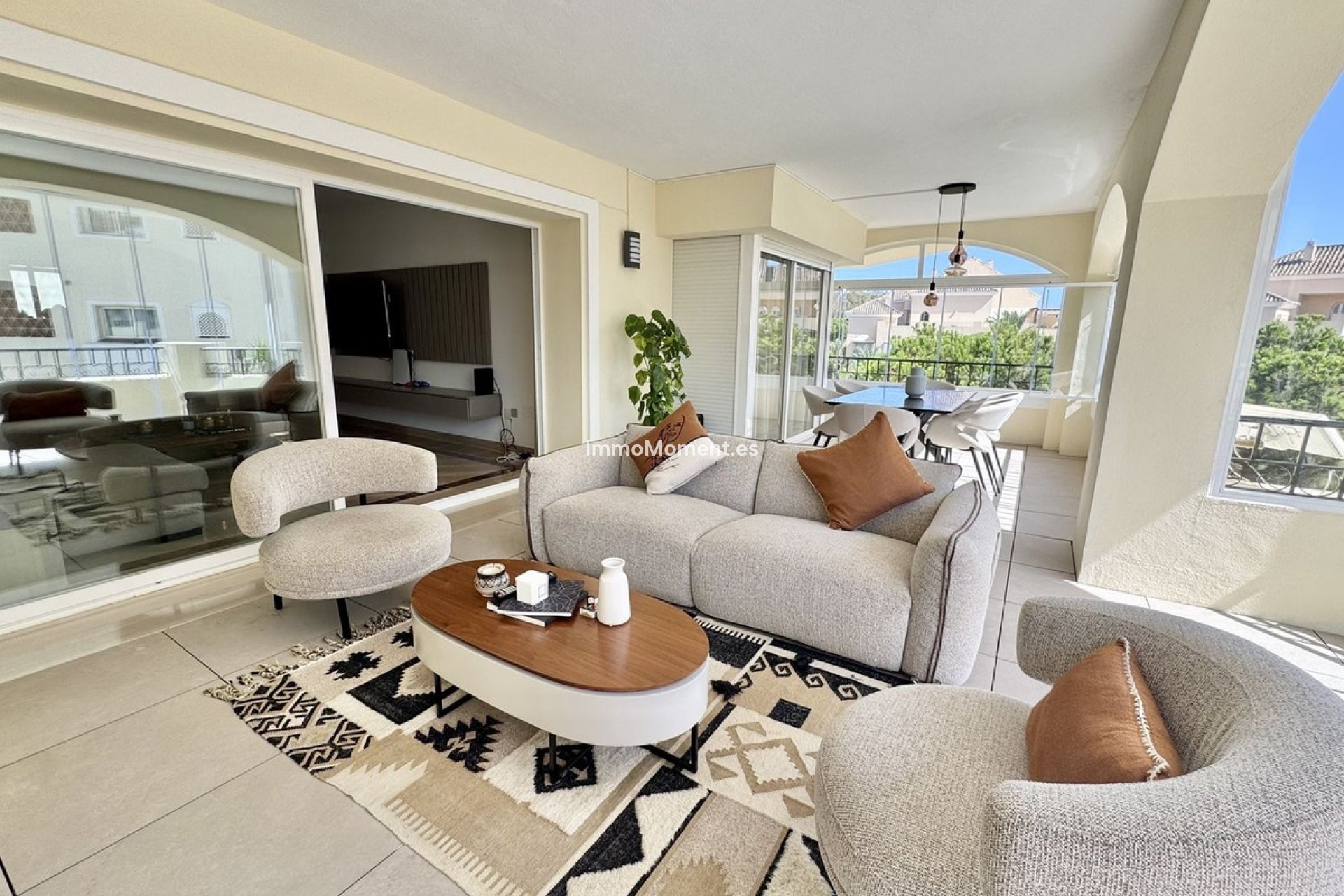 Resale - Apartment - Marbella - Elviria