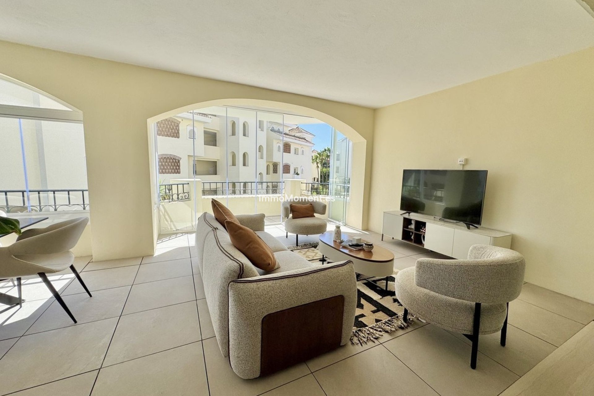 Resale - Apartment - Marbella - Elviria