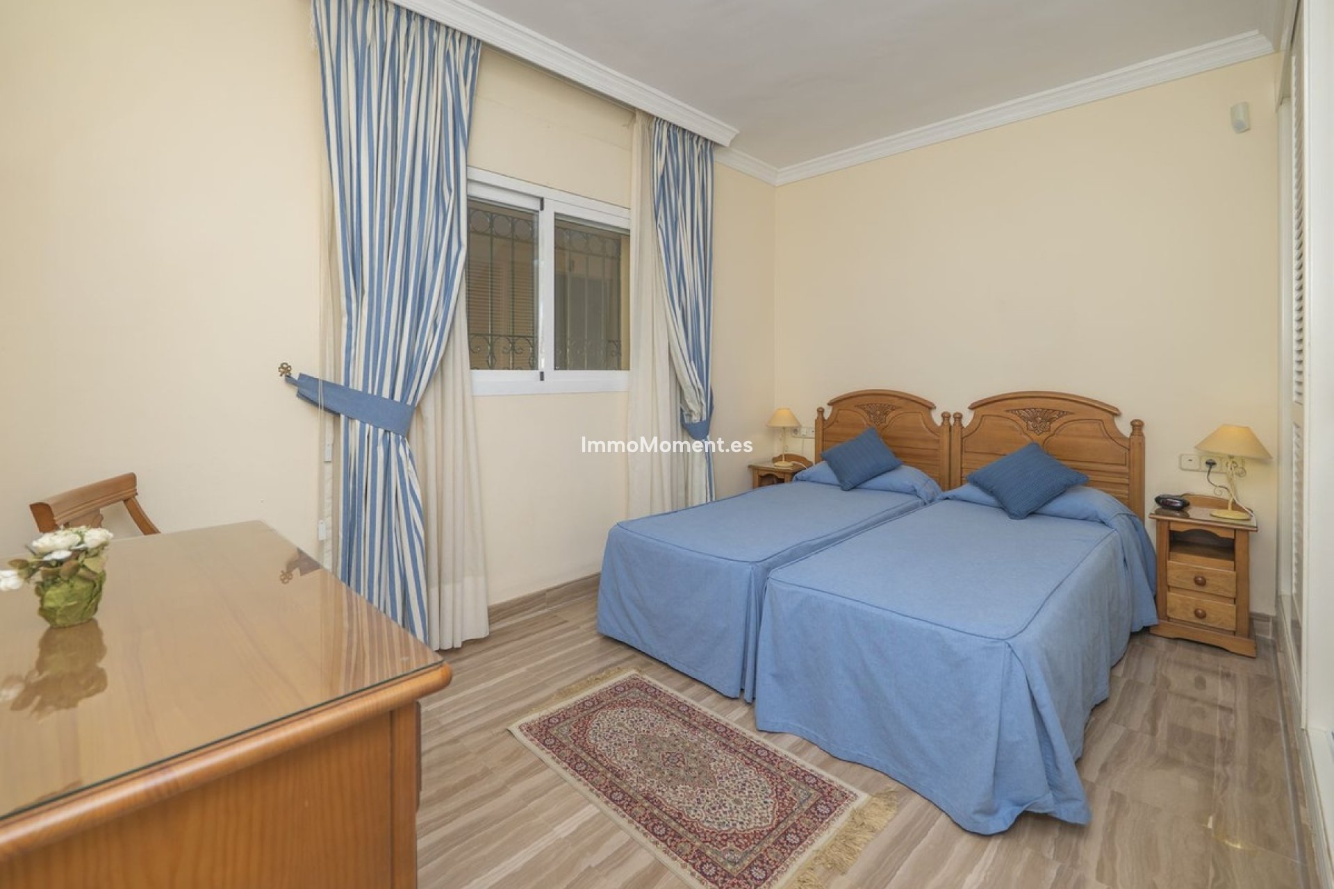 Resale - Apartment - Marbella - Elviria