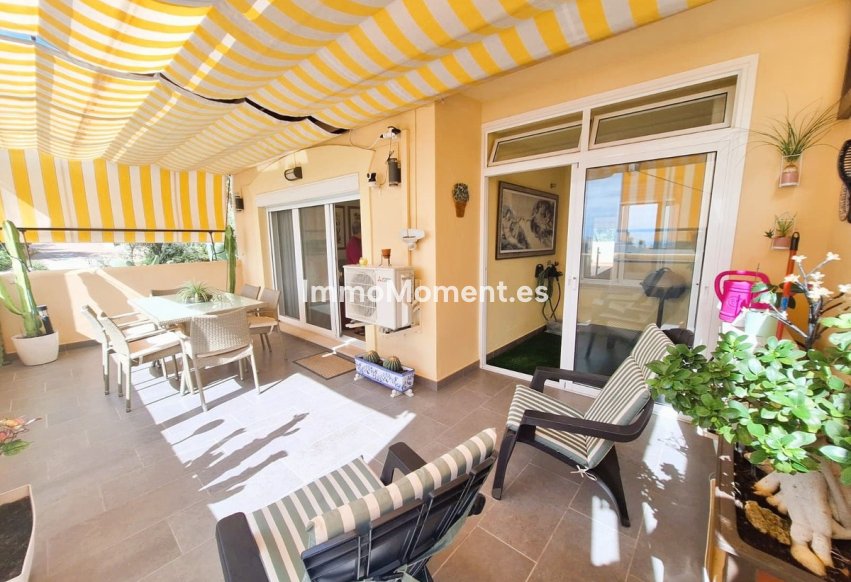 Resale - Apartment - Marbella - Elviria