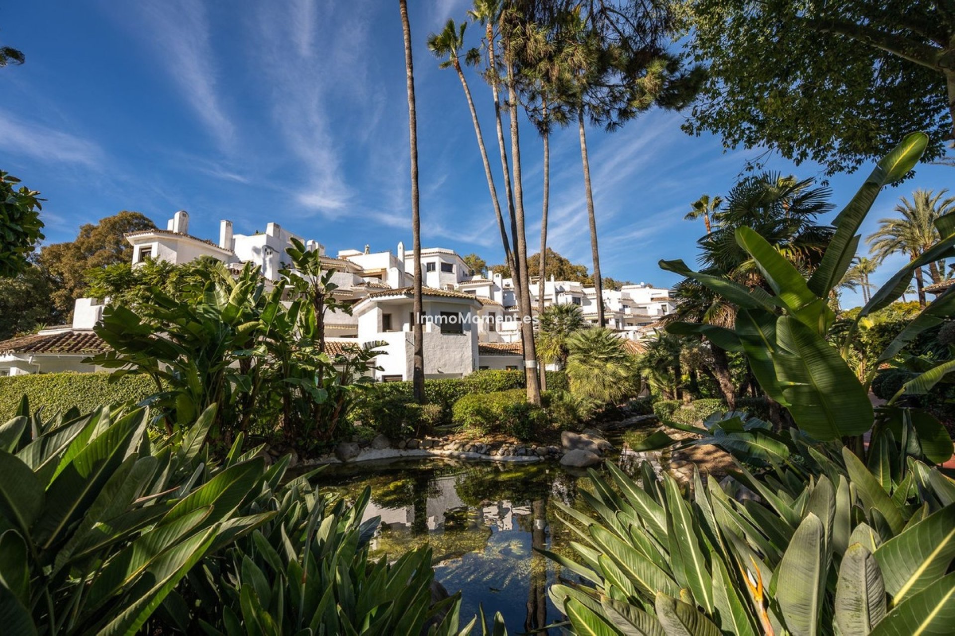 Resale - Apartment - Marbella - Elviria