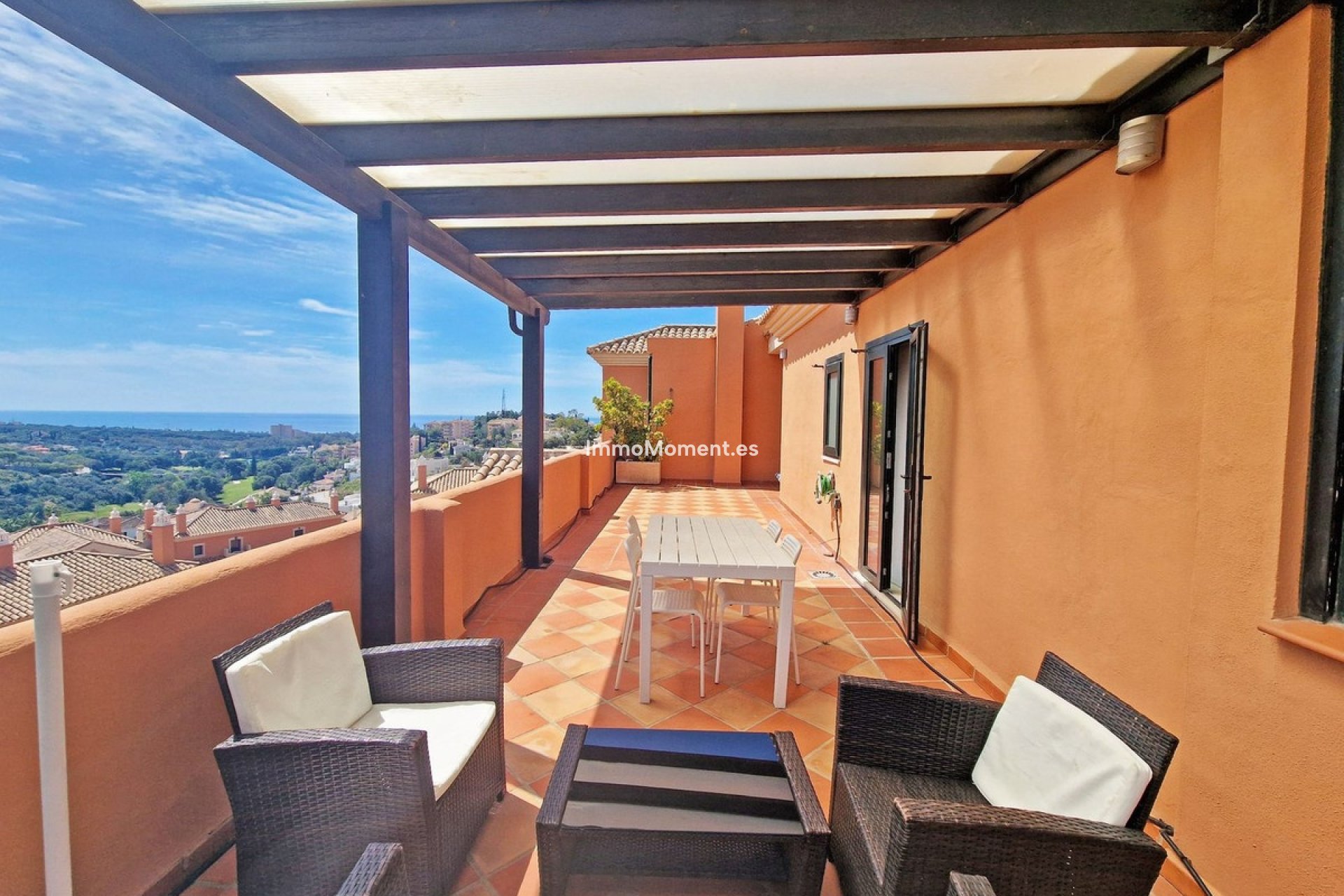 Resale - Apartment - Marbella - Elviria