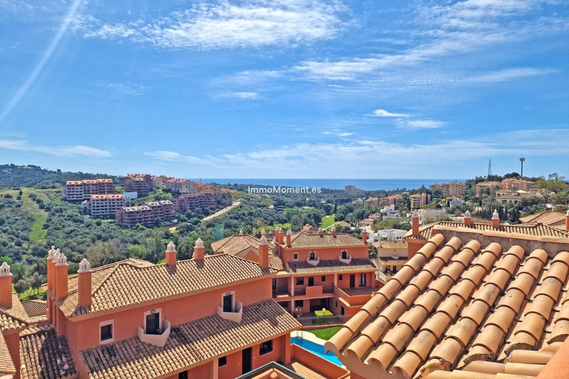 Resale - Apartment - Marbella - Elviria