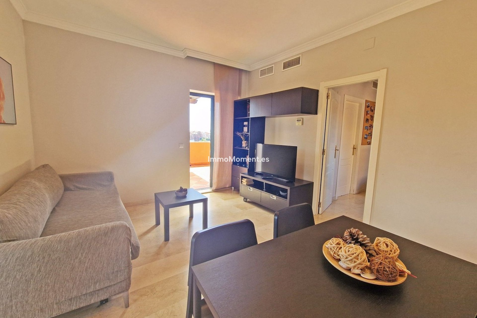 Resale - Apartment - Marbella - Elviria