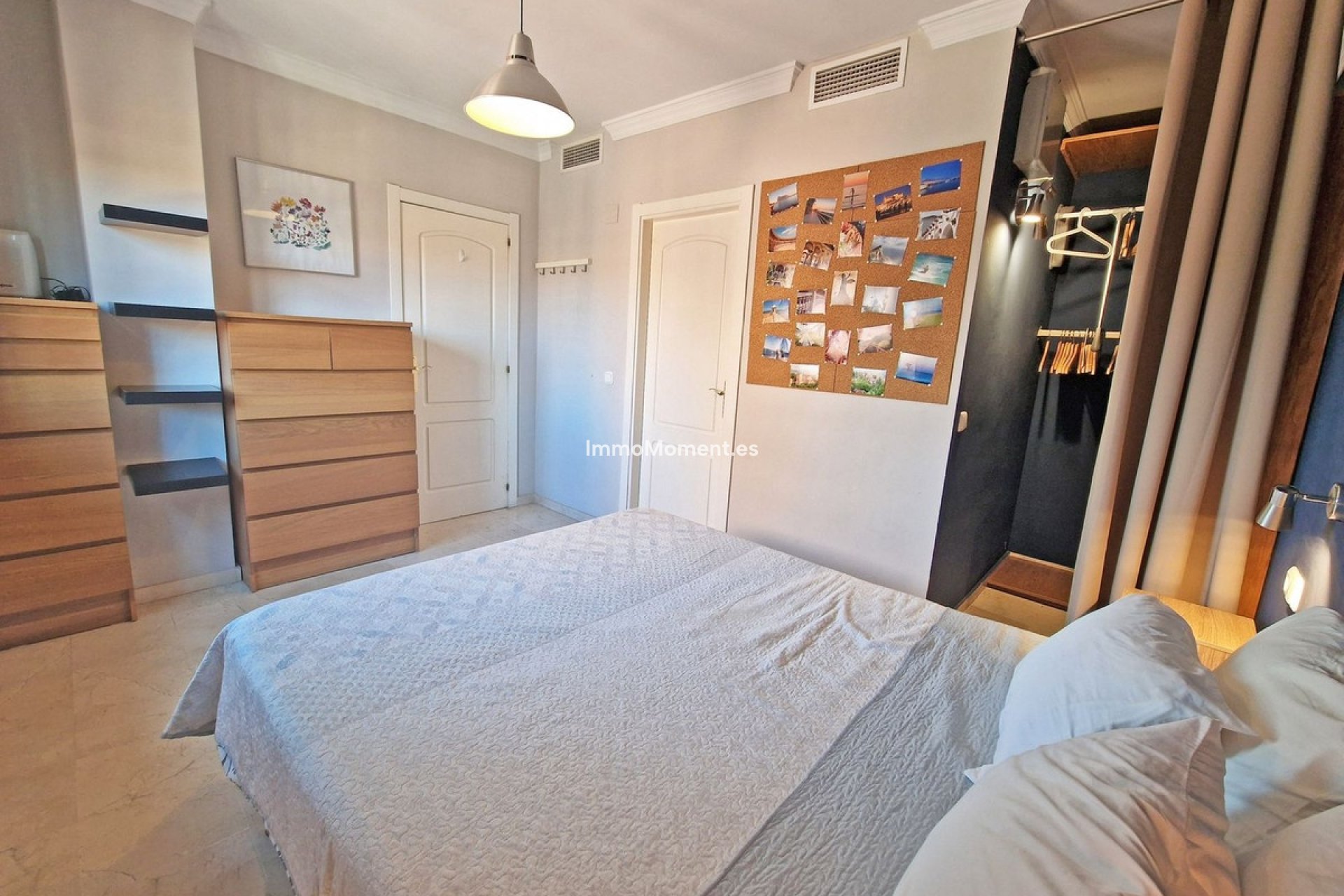 Resale - Apartment - Marbella - Elviria