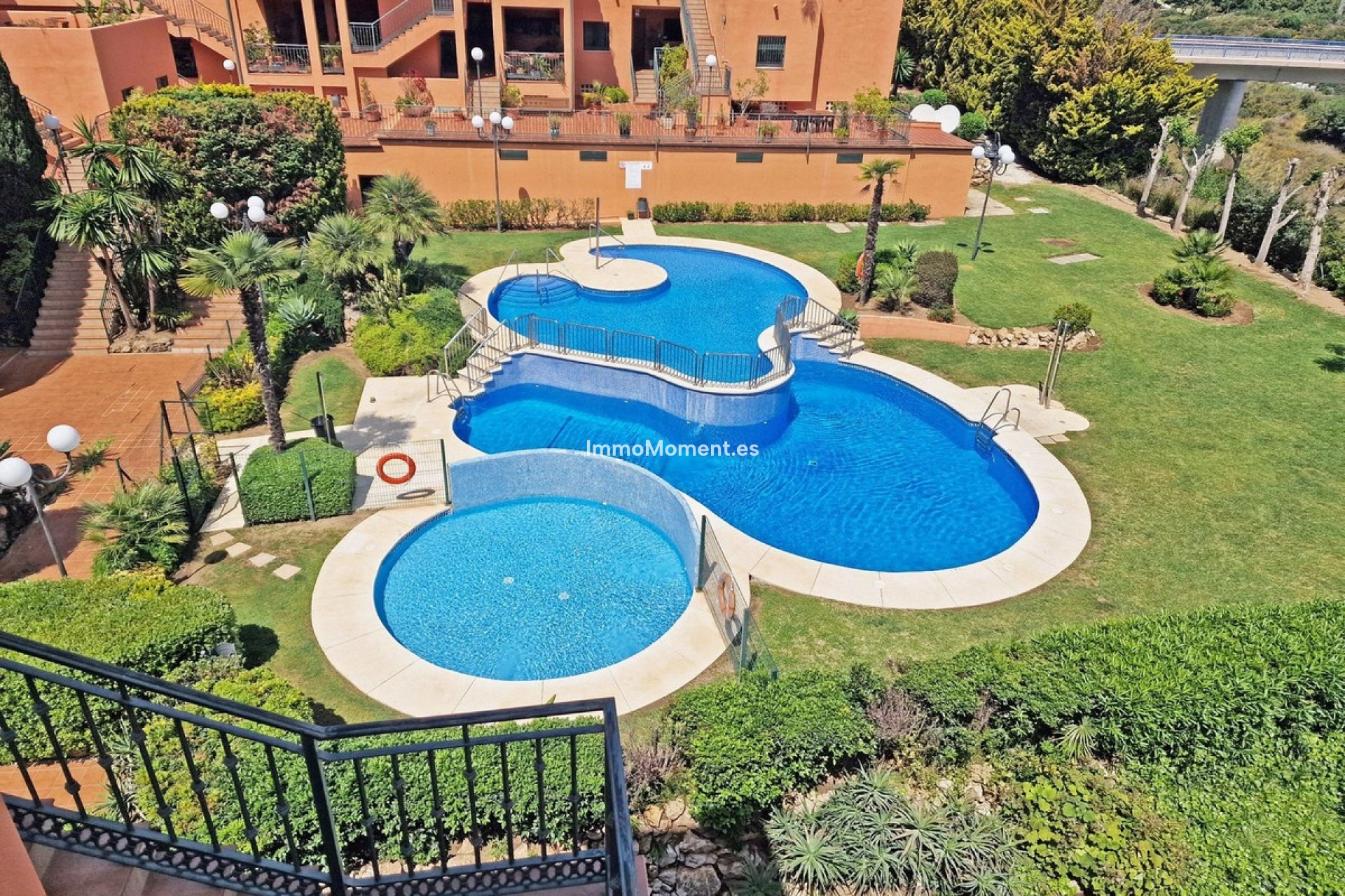Resale - Apartment - Marbella - Elviria