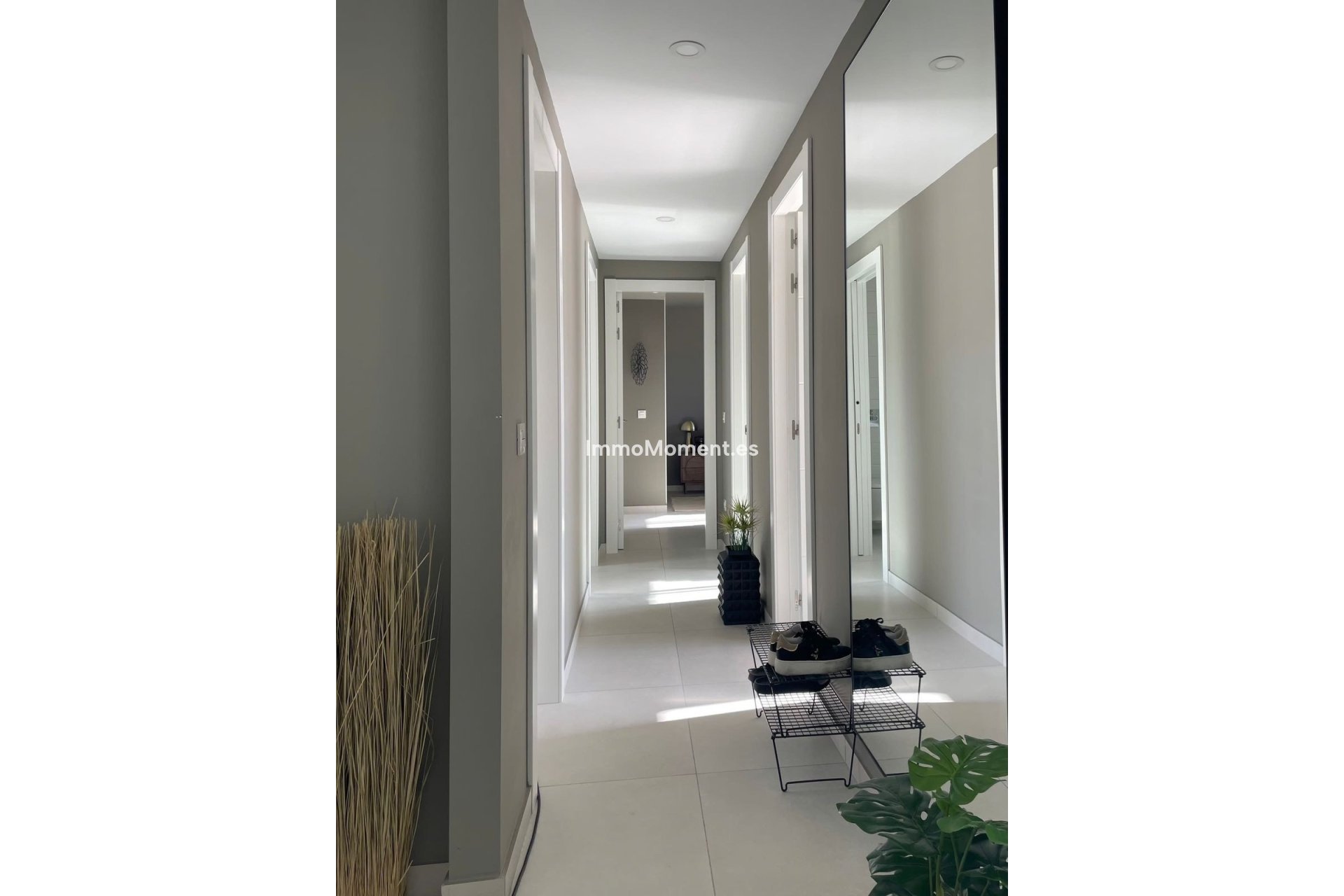 Resale - Apartment - Marbella - Elviria