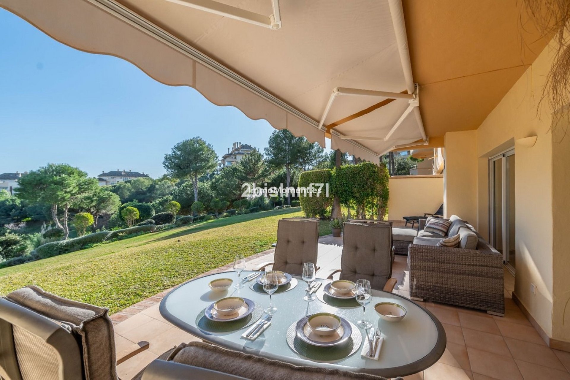 Resale - Apartment - Marbella - Elviria
