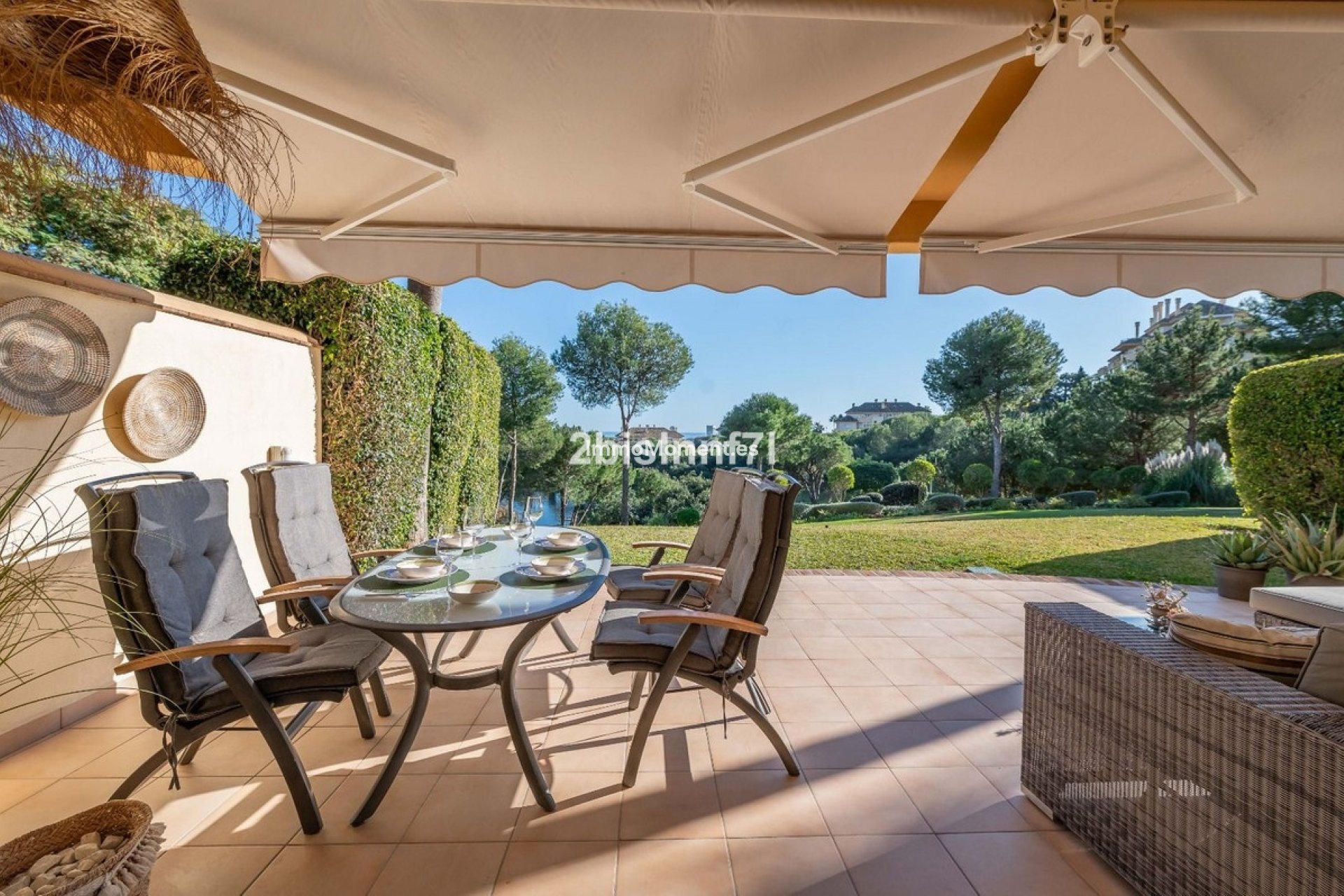 Resale - Apartment - Marbella - Elviria