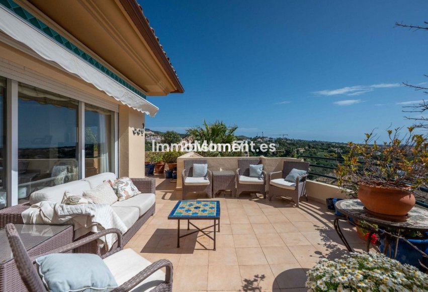 Resale - Apartment - Marbella - Elviria