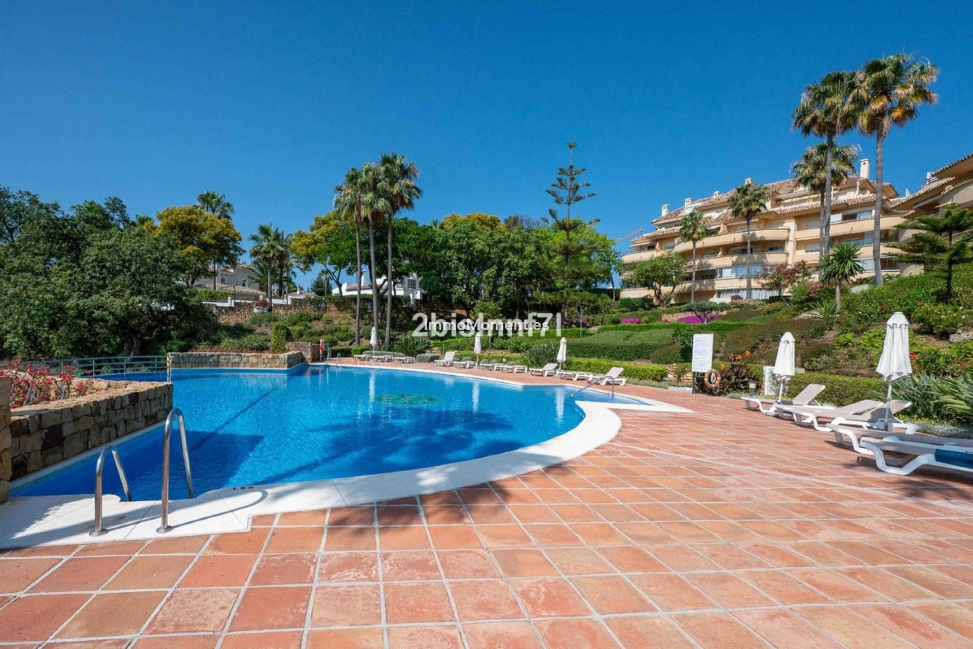 Resale - Apartment - Marbella - Elviria