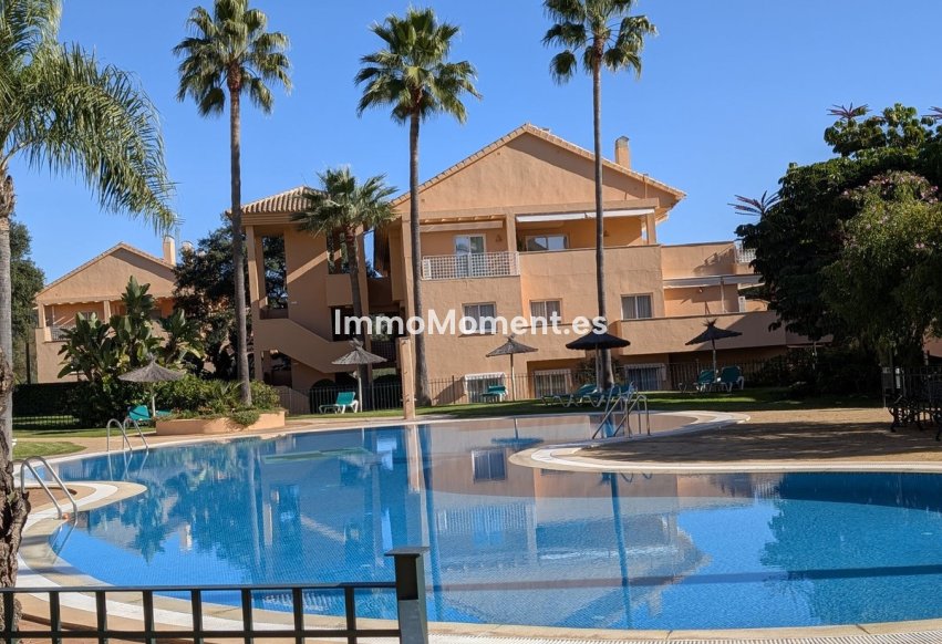 Resale - Apartment - Marbella - Elviria