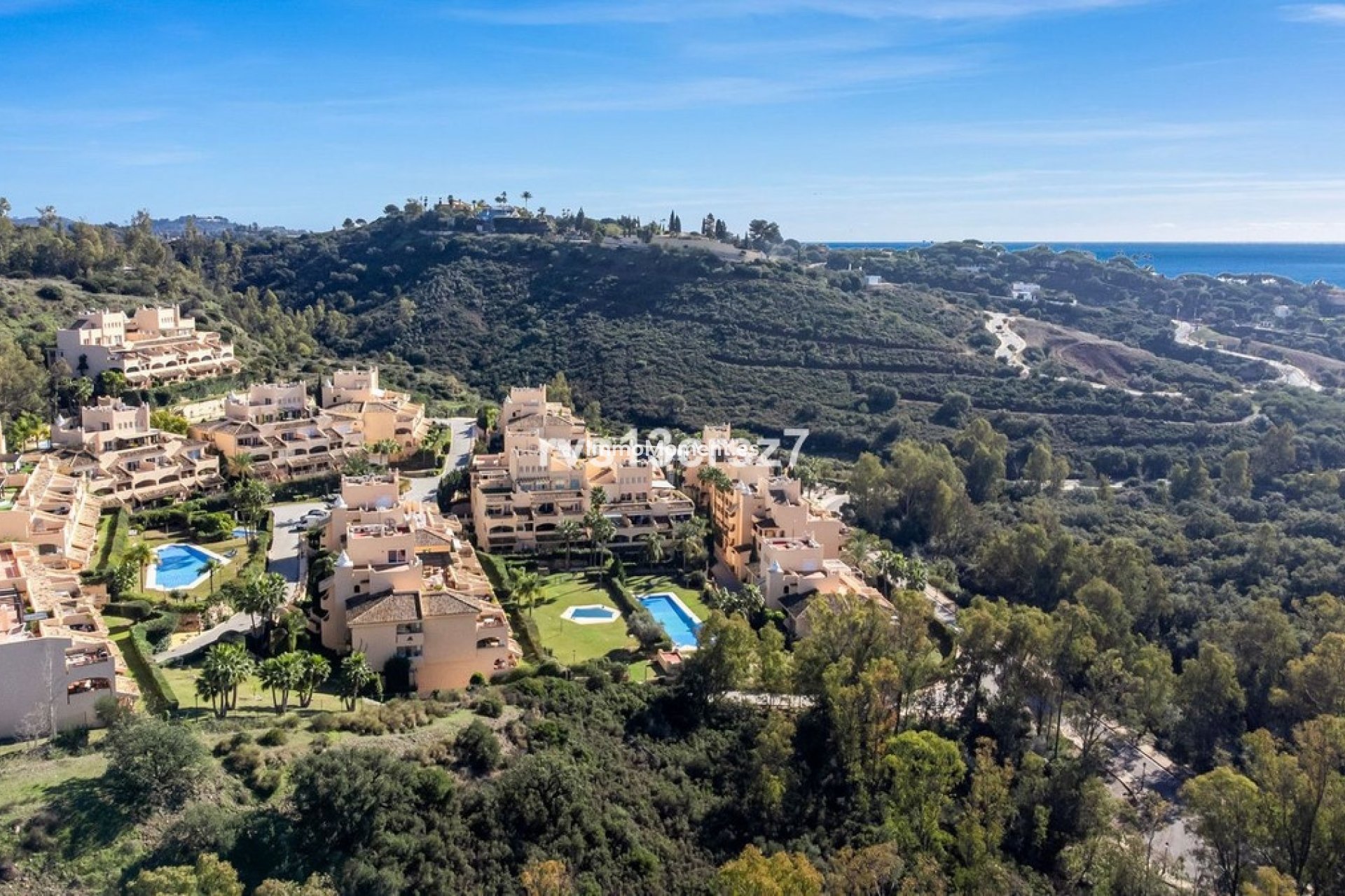 Resale - Apartment - Marbella - Elviria