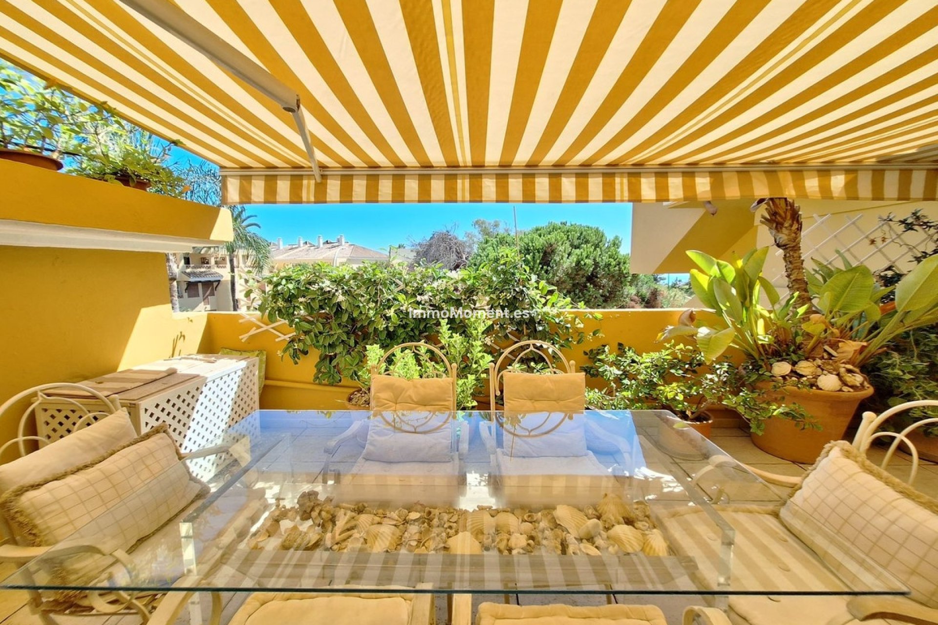 Resale - Apartment - Marbella - Elviria