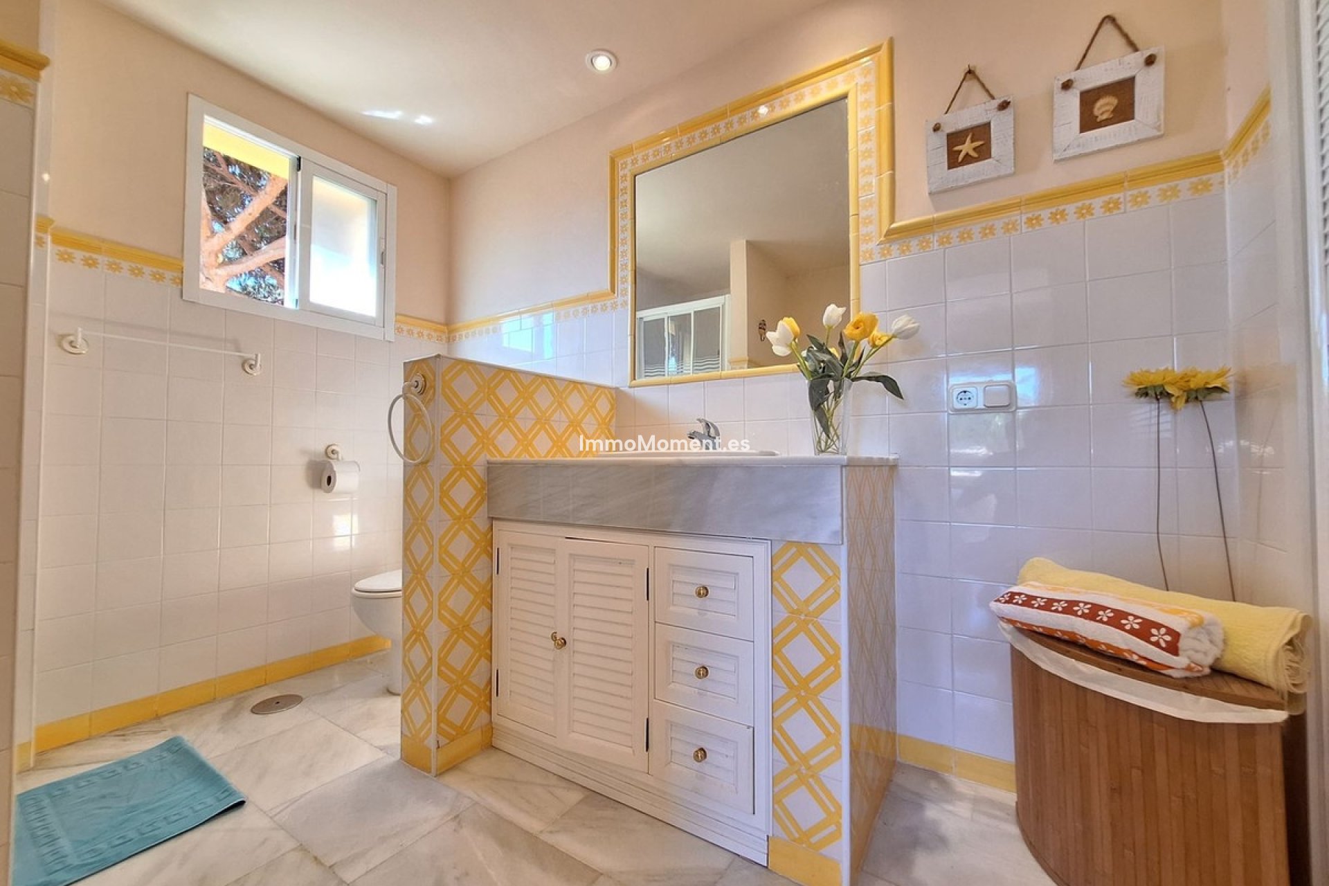 Resale - Apartment - Marbella - Elviria