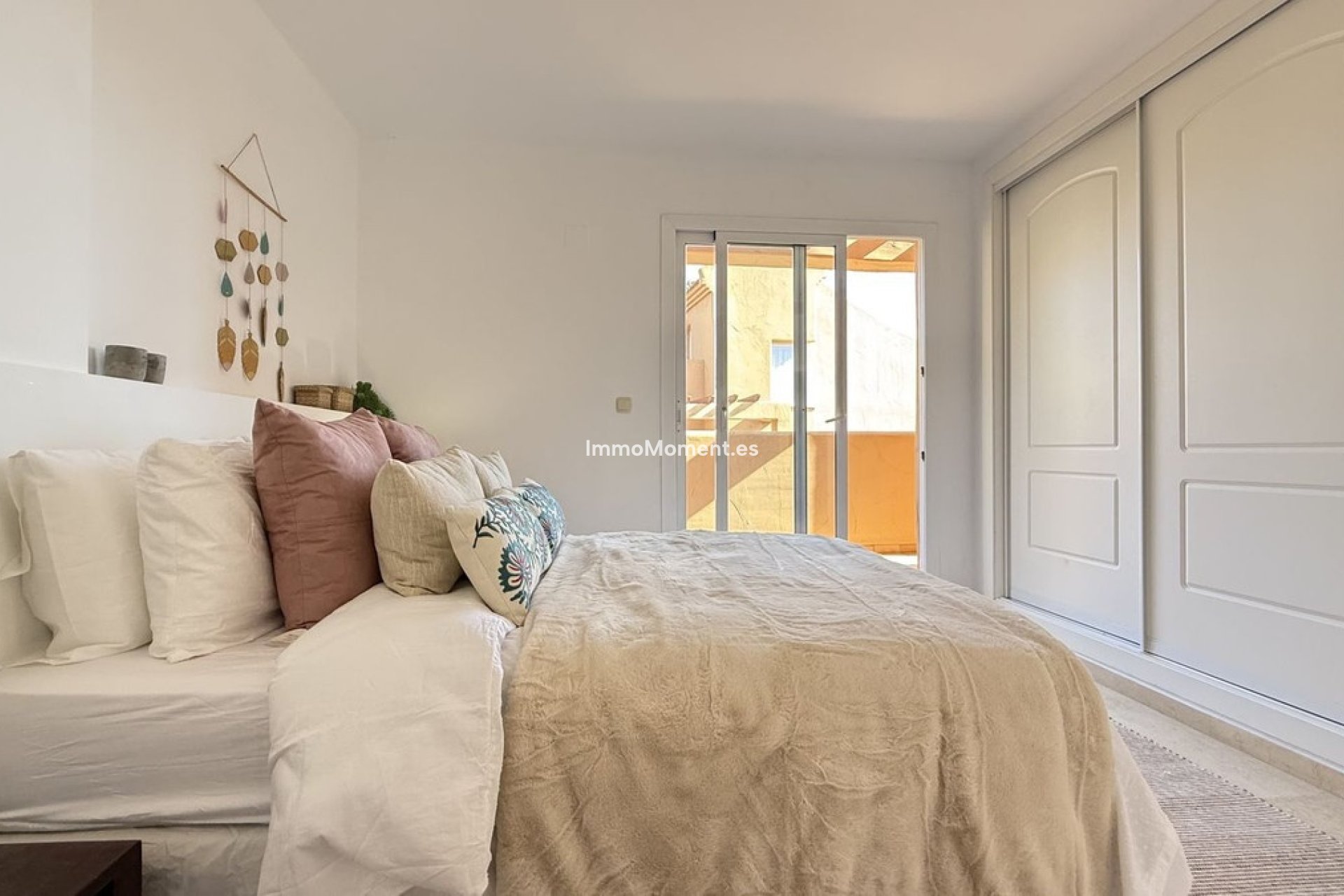 Resale - Apartment - Marbella - Elviria