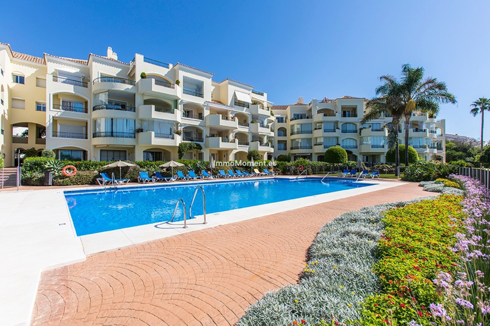 Resale - Apartment - Marbella - Elviria