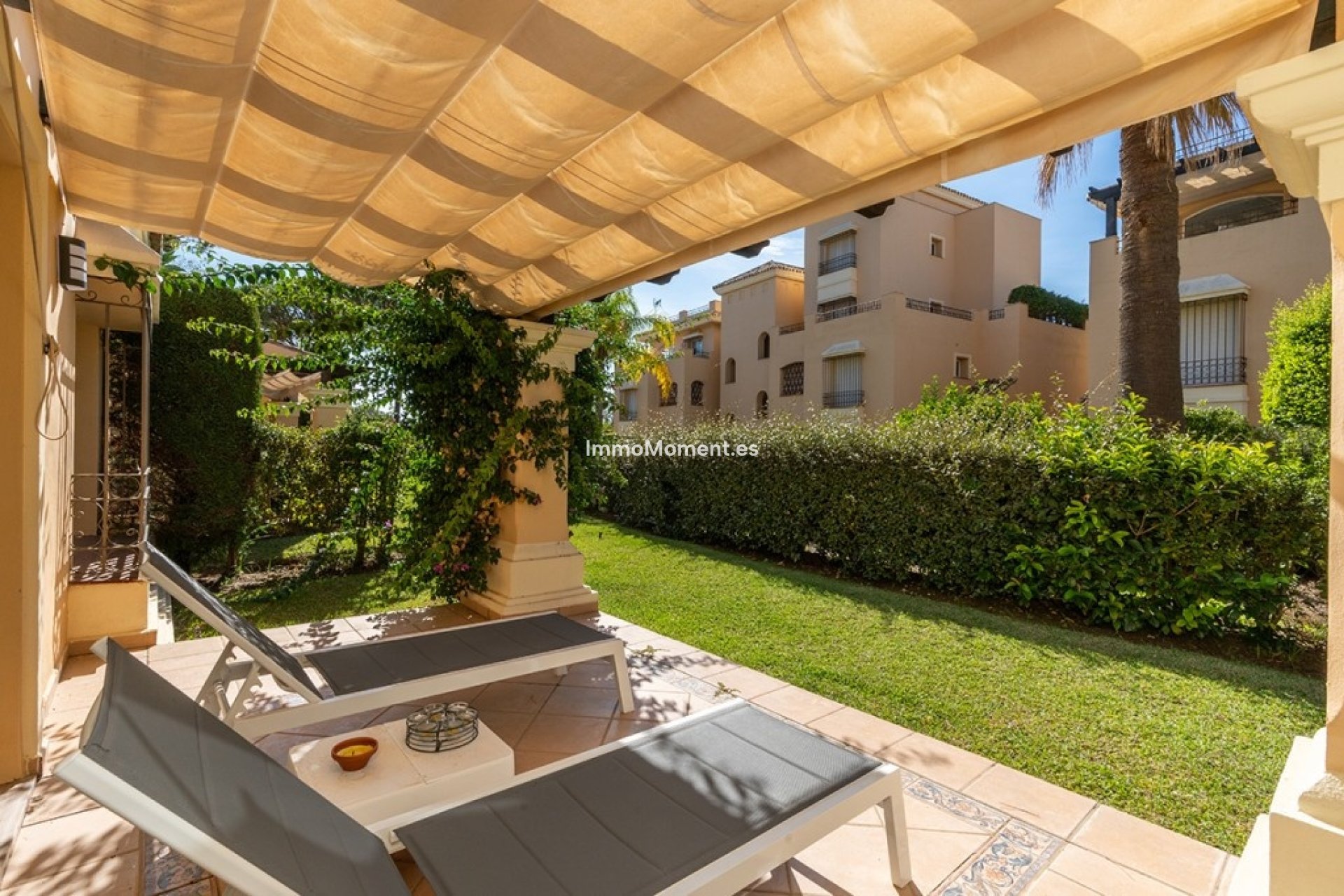 Resale - Apartment - Marbella - Elviria