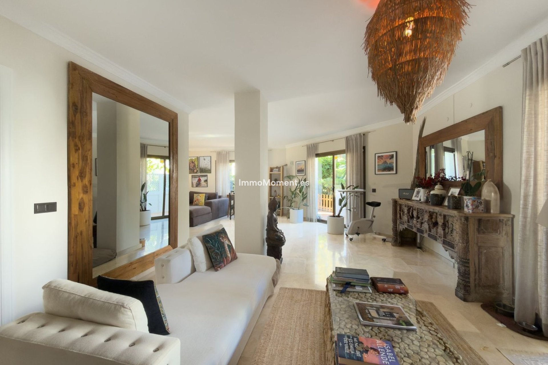 Resale - Apartment - Marbella - Elviria