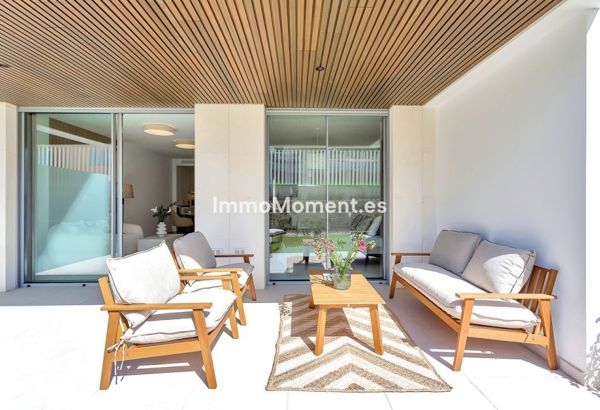 Resale - Apartment - Marbella - Elviria