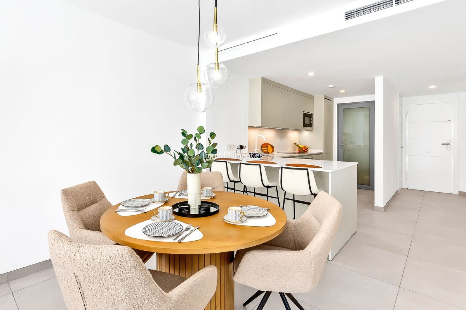 Resale - Apartment - Marbella - Elviria