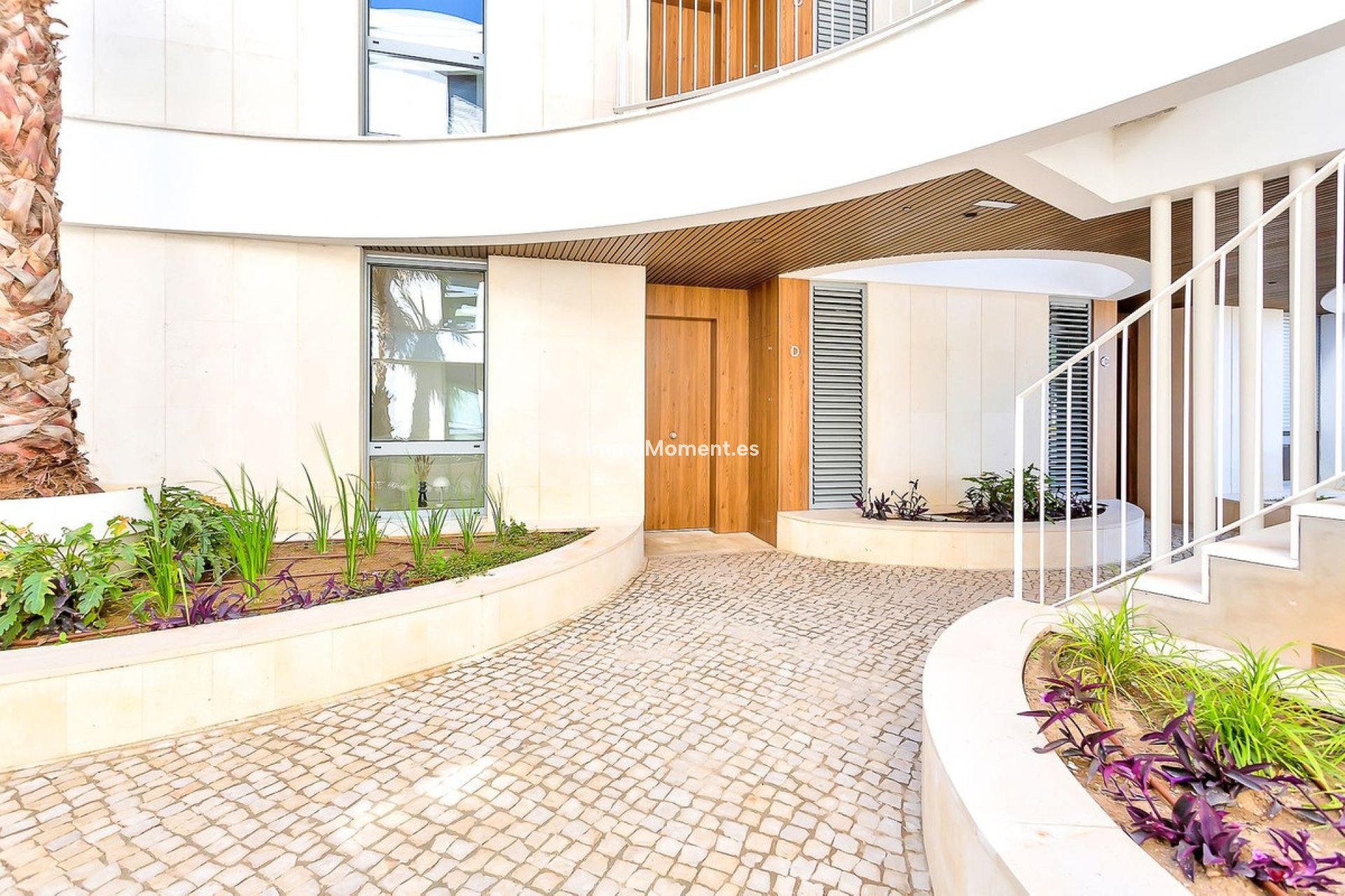 Resale - Apartment - Marbella - Elviria