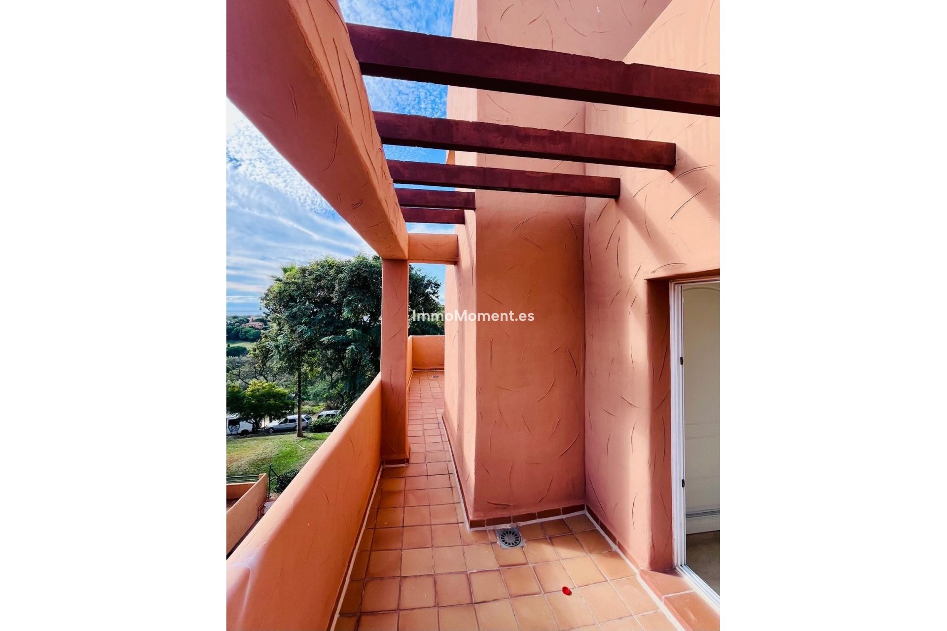 Resale - Apartment - Marbella - Elviria