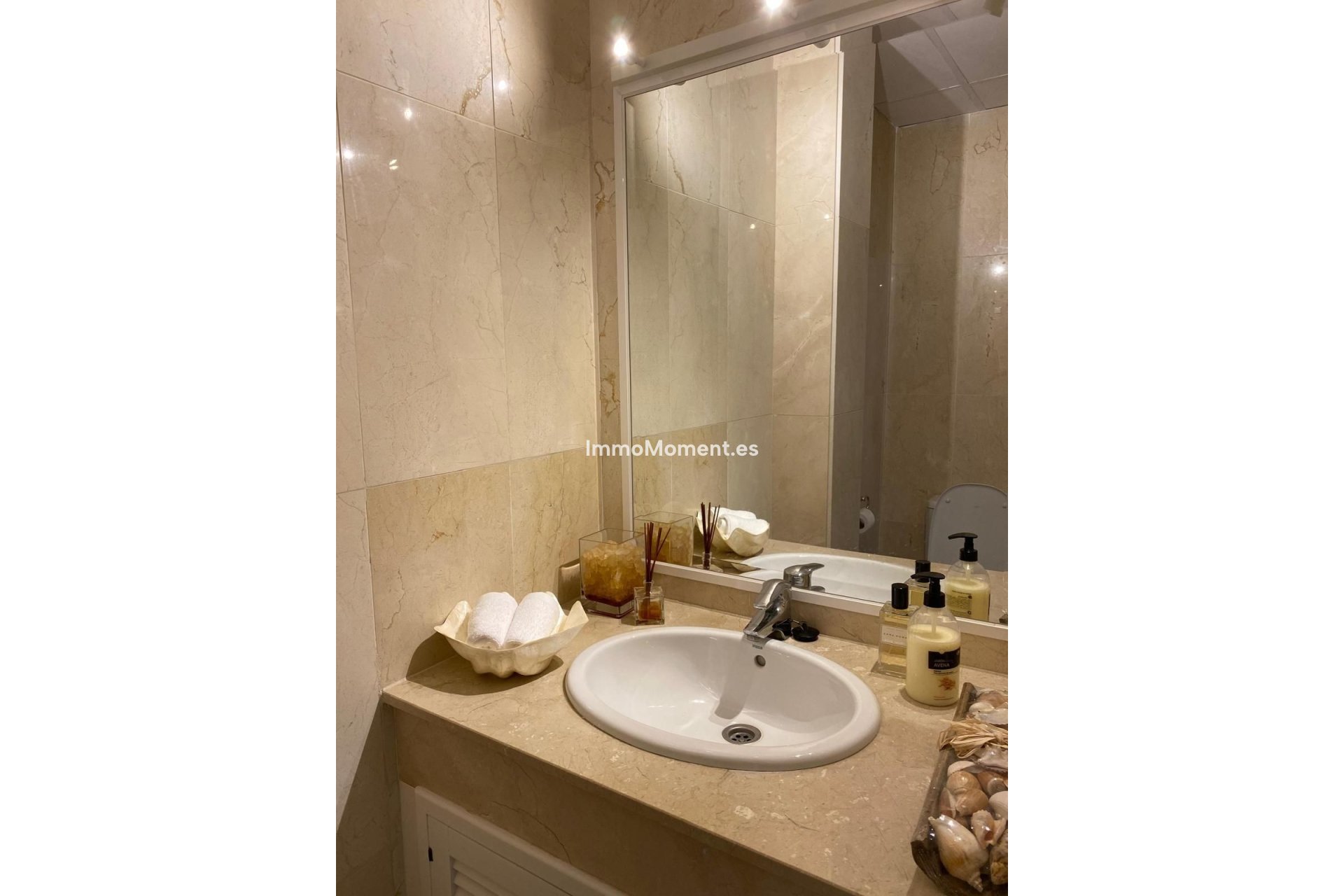 Resale - Apartment - Marbella - Elviria