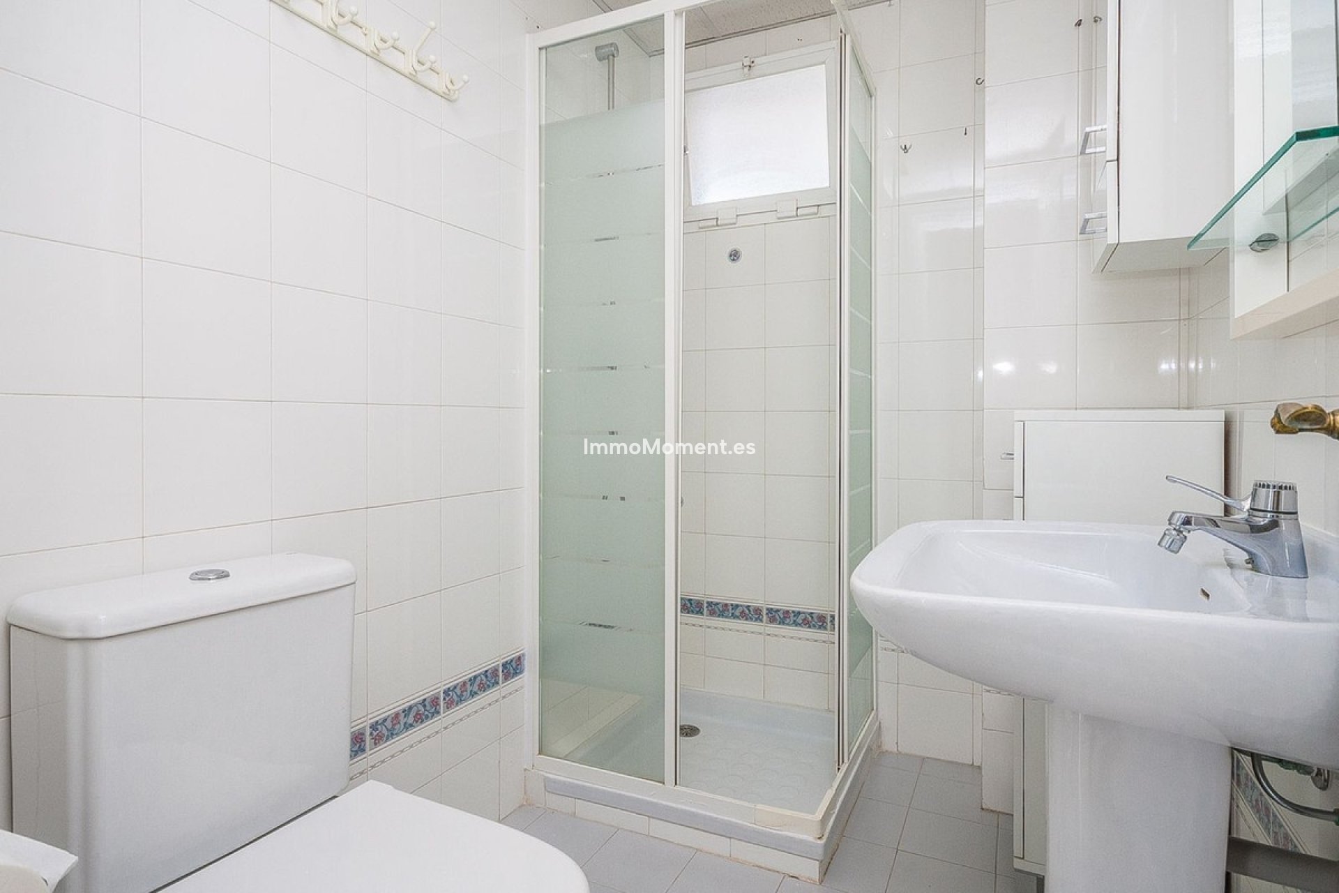 Resale - Apartment - Marbella - Elviria