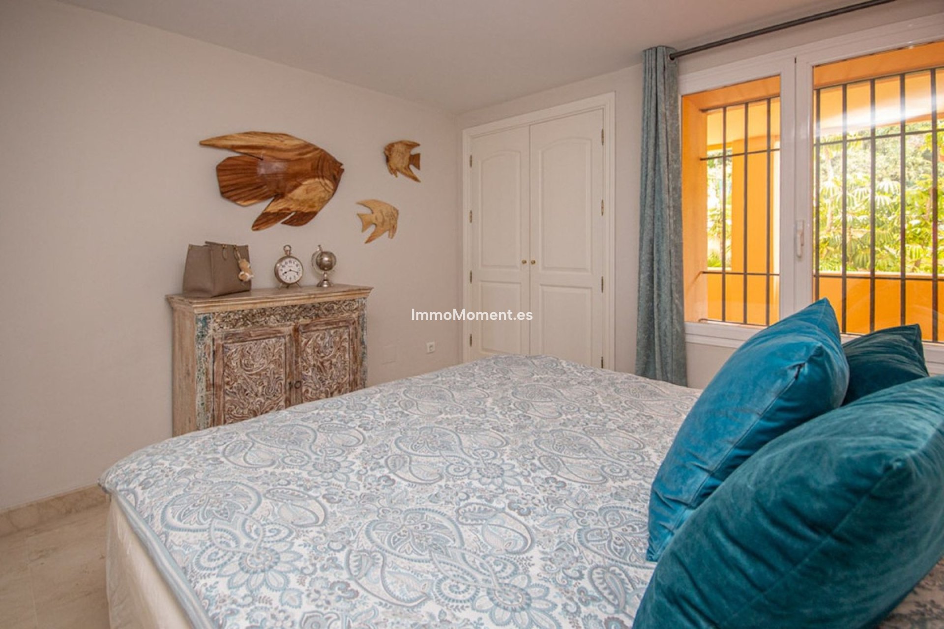 Resale - Apartment - Marbella - Elviria