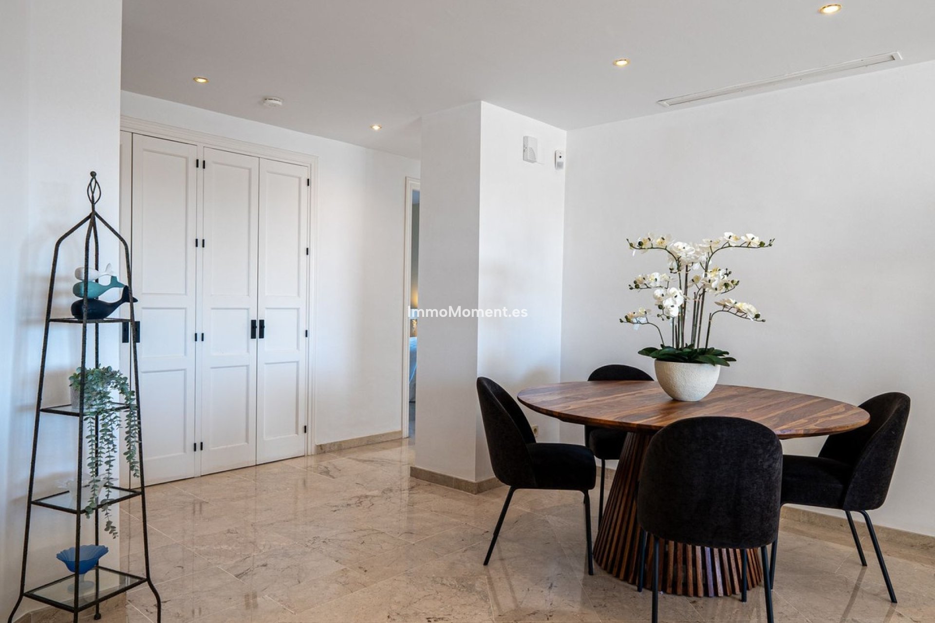 Resale - Apartment - Marbella - Elviria