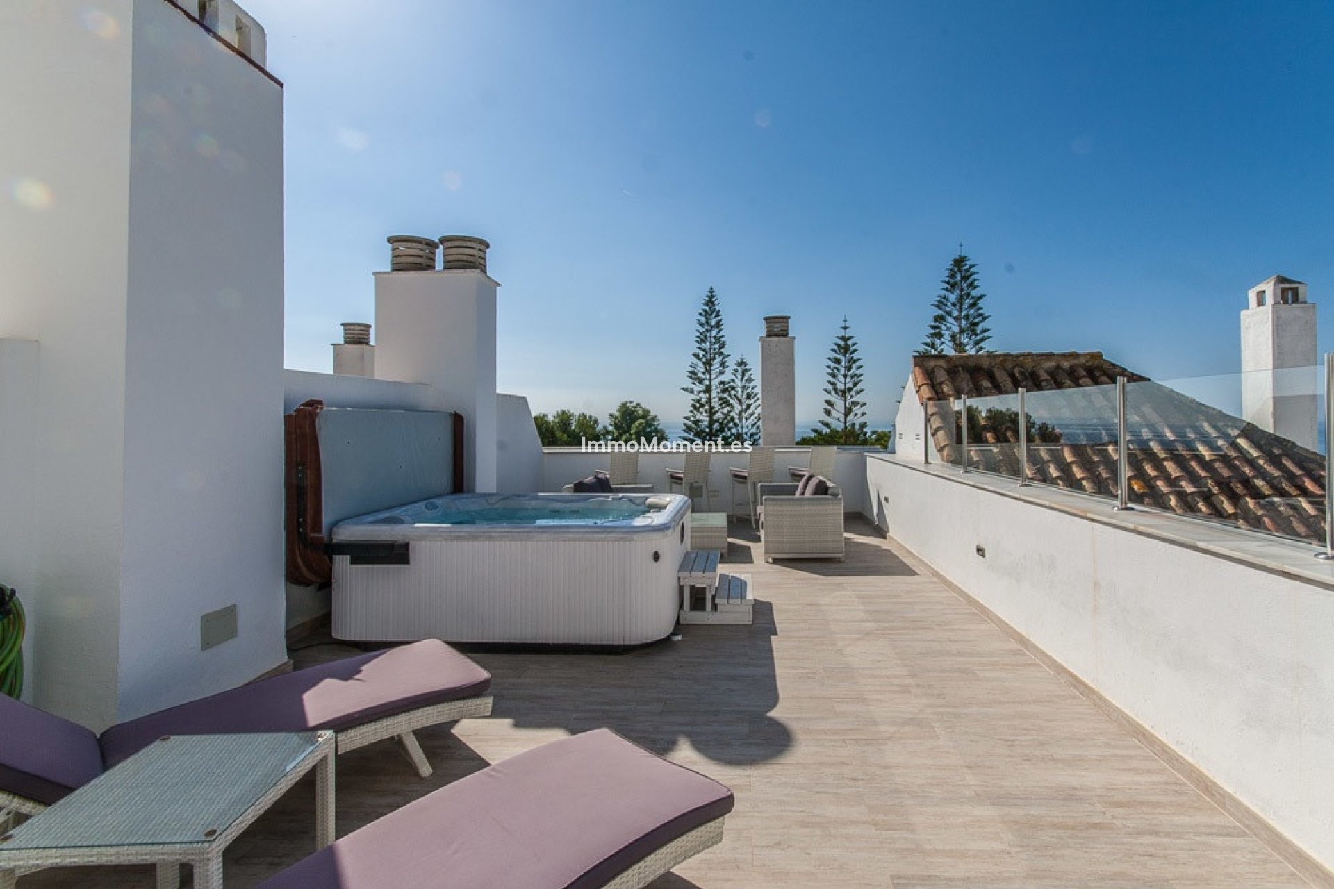 Resale - Apartment - Marbella - Elviria