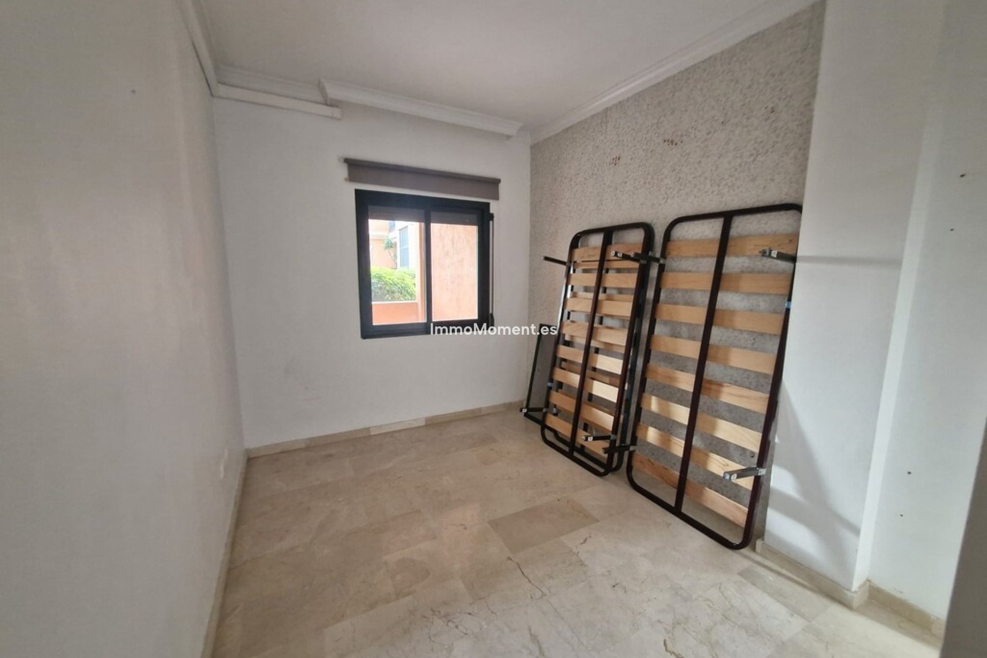Resale - Apartment - Marbella - Elviria