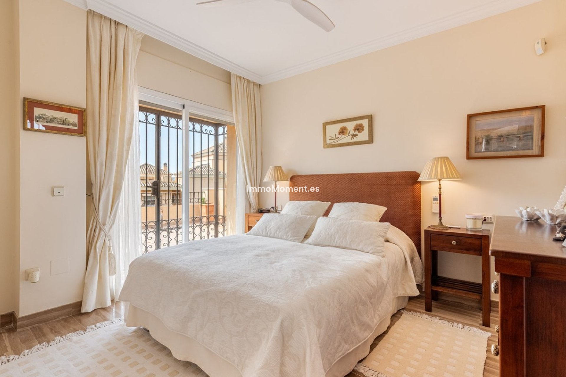 Resale - Apartment - Marbella - Elviria