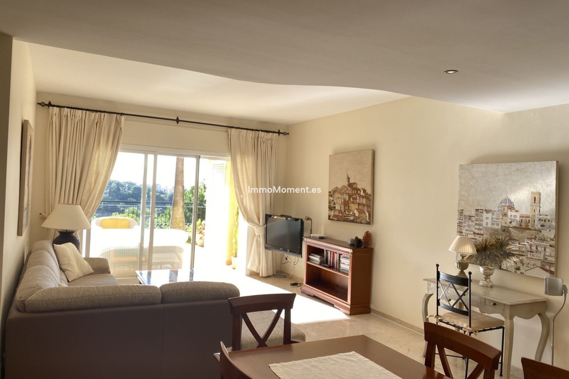Resale - Apartment - Marbella - Elviria