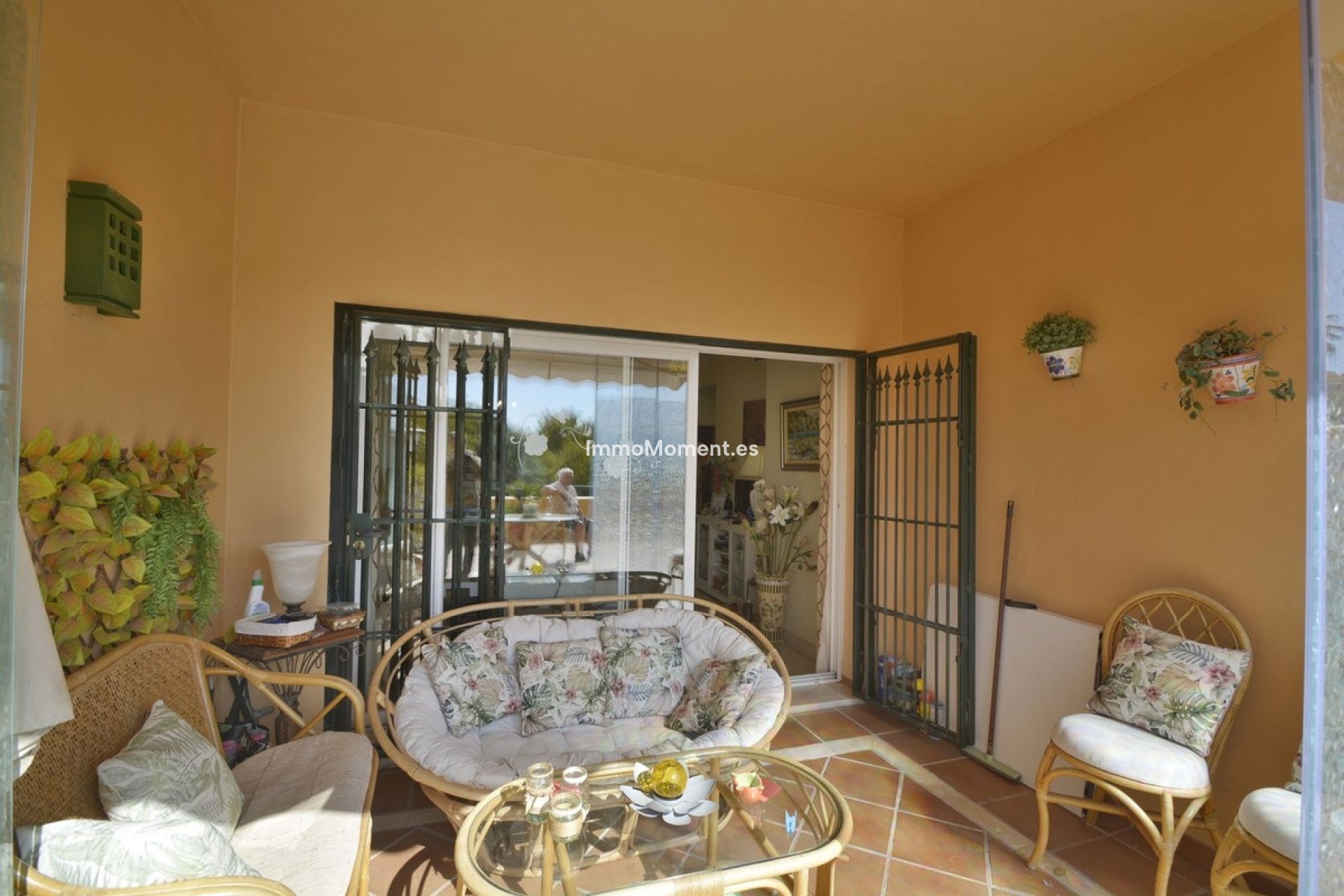 Resale - Apartment - Marbella - Elviria