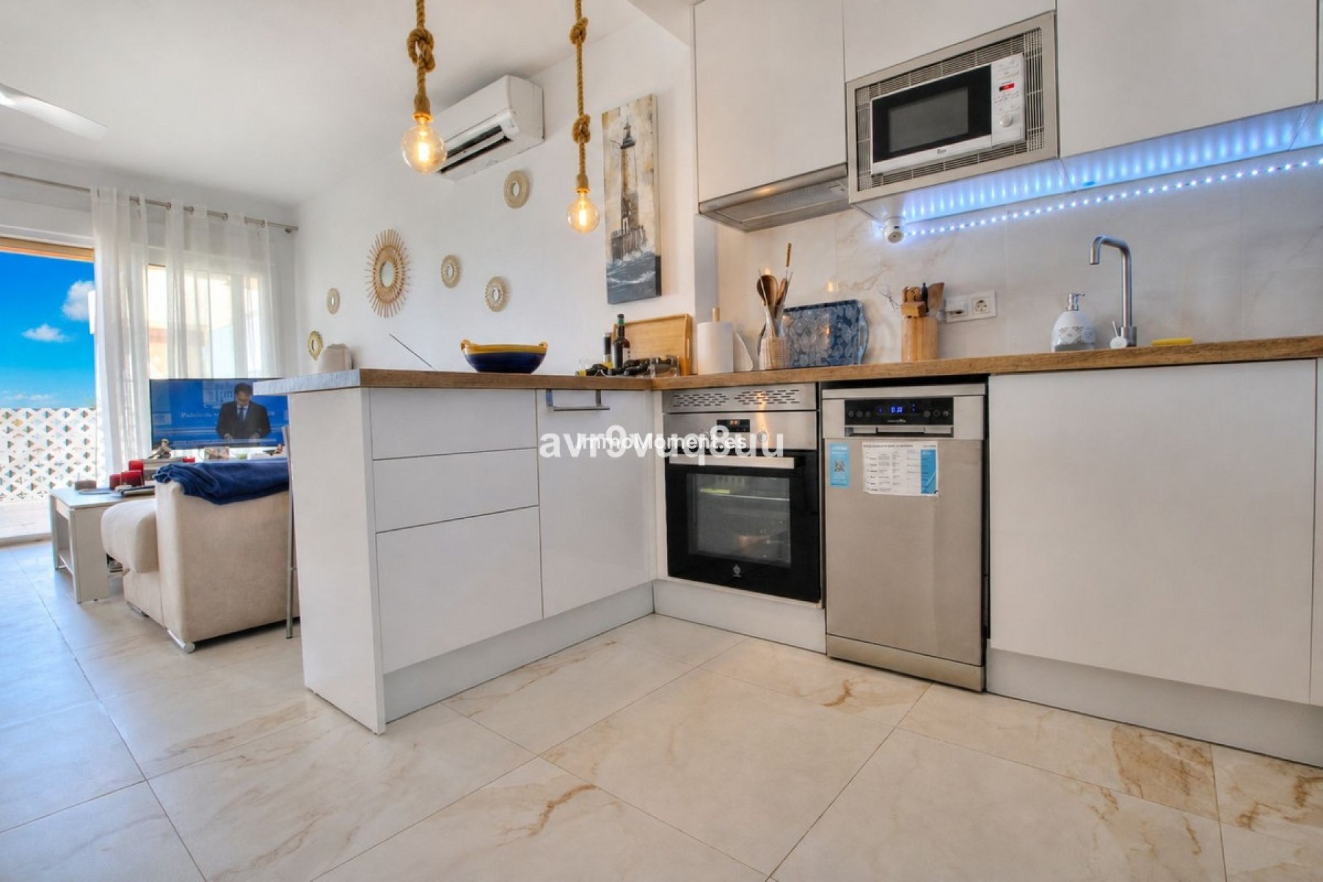 Resale - Apartment - Marbella - Elviria