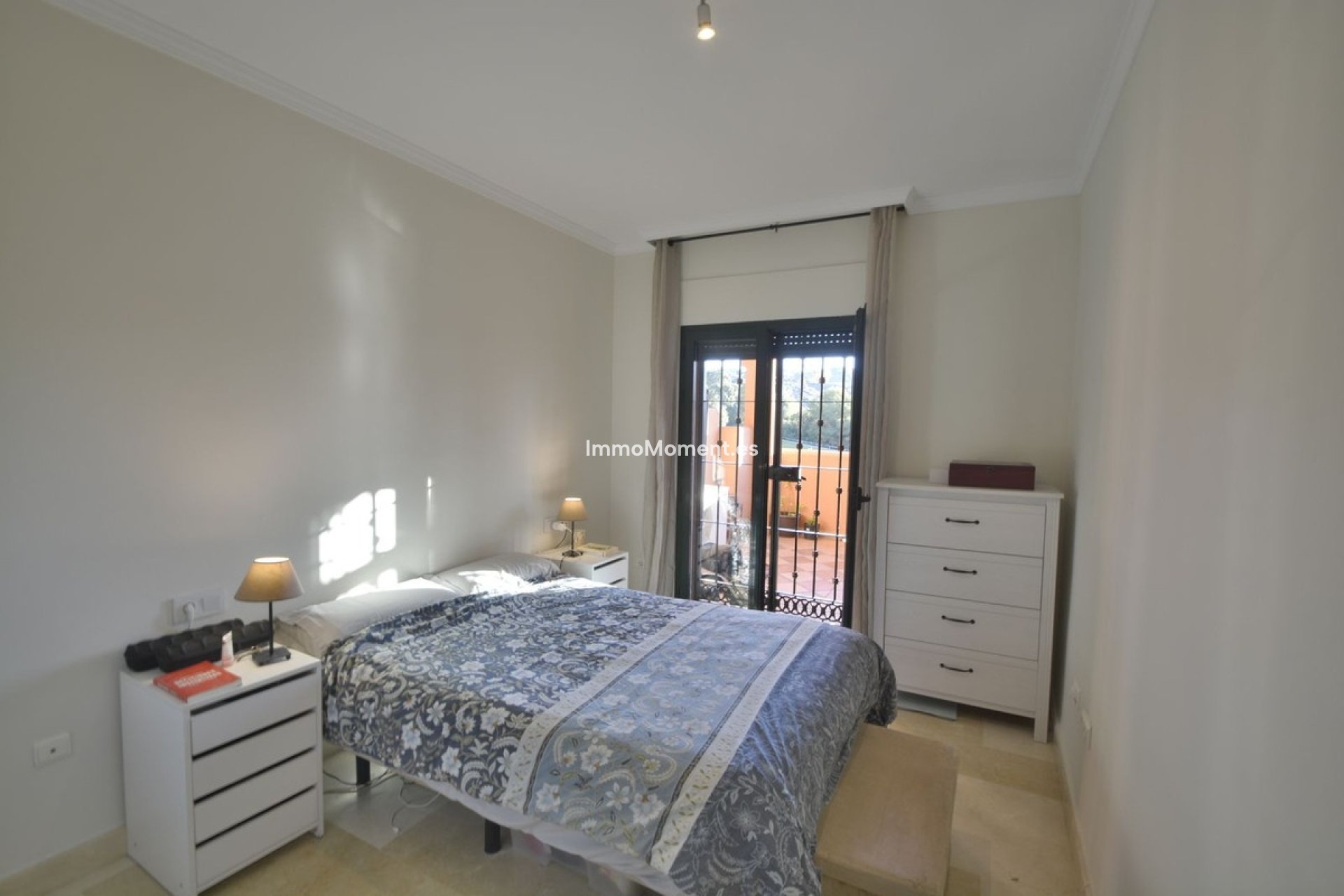 Resale - Apartment - Marbella - Elviria