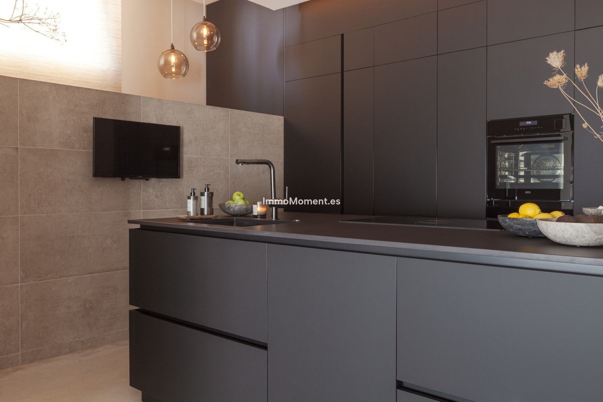 Resale - Apartment - Marbella - Elviria