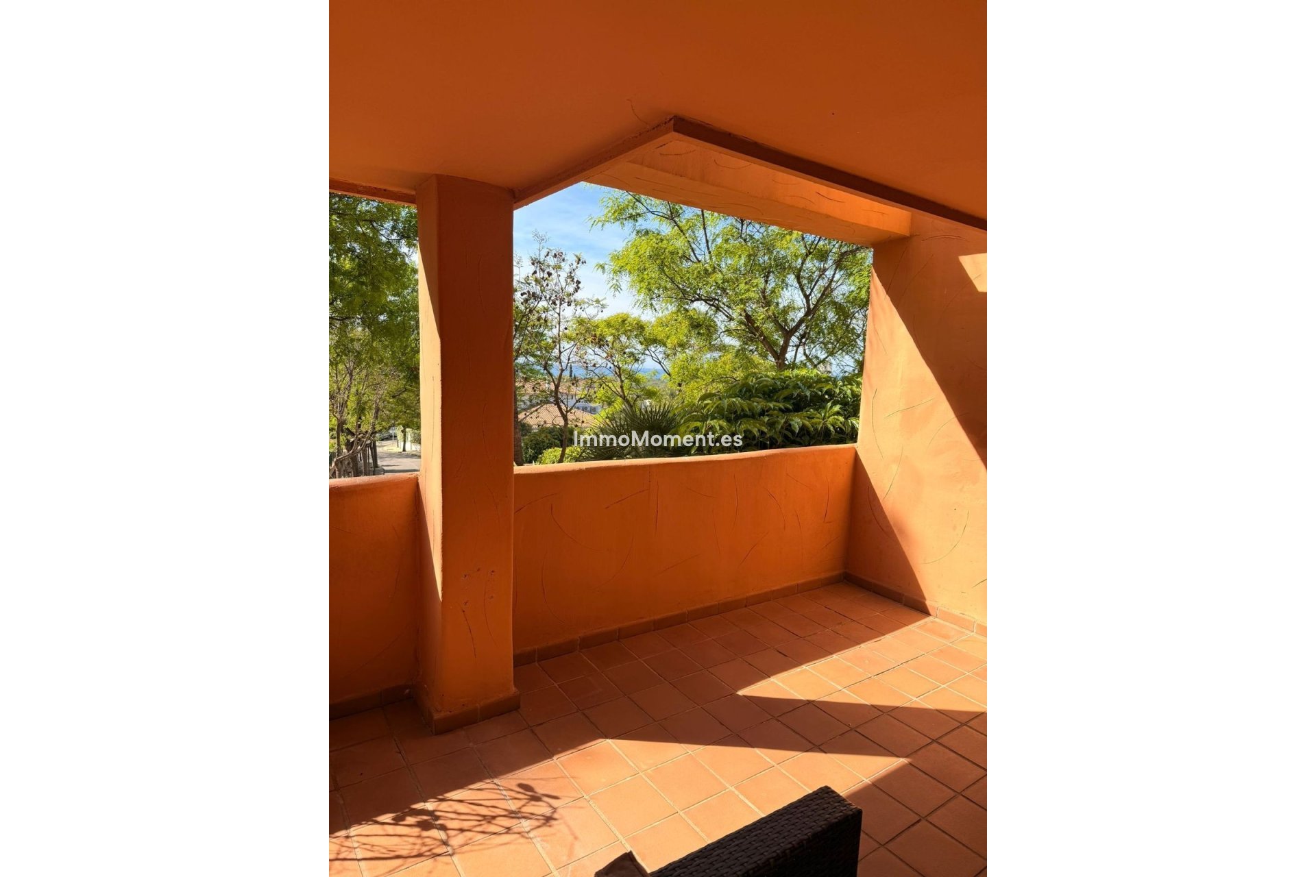 Resale - Apartment - Marbella - Elviria