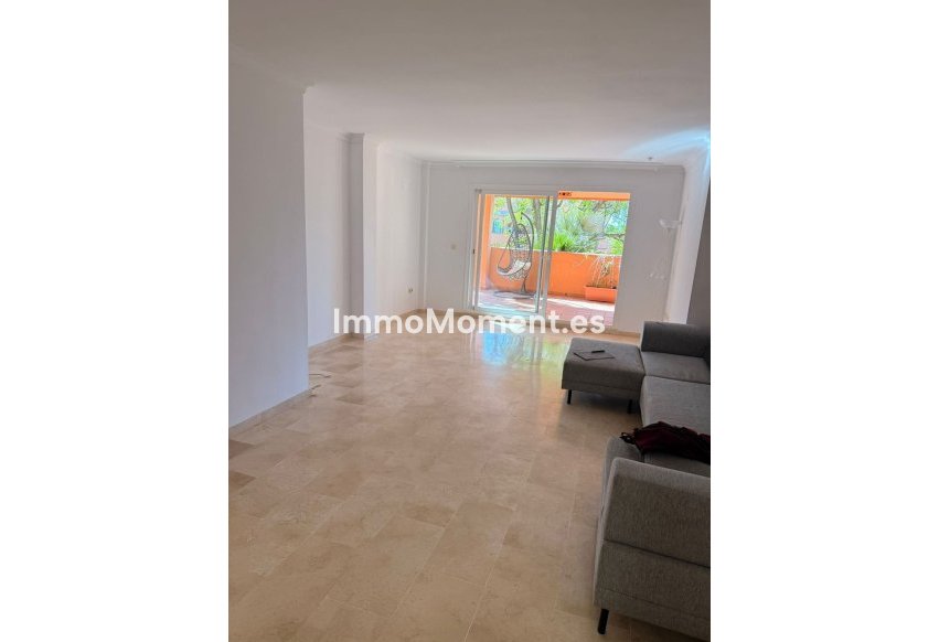 Resale - Apartment - Marbella - Elviria