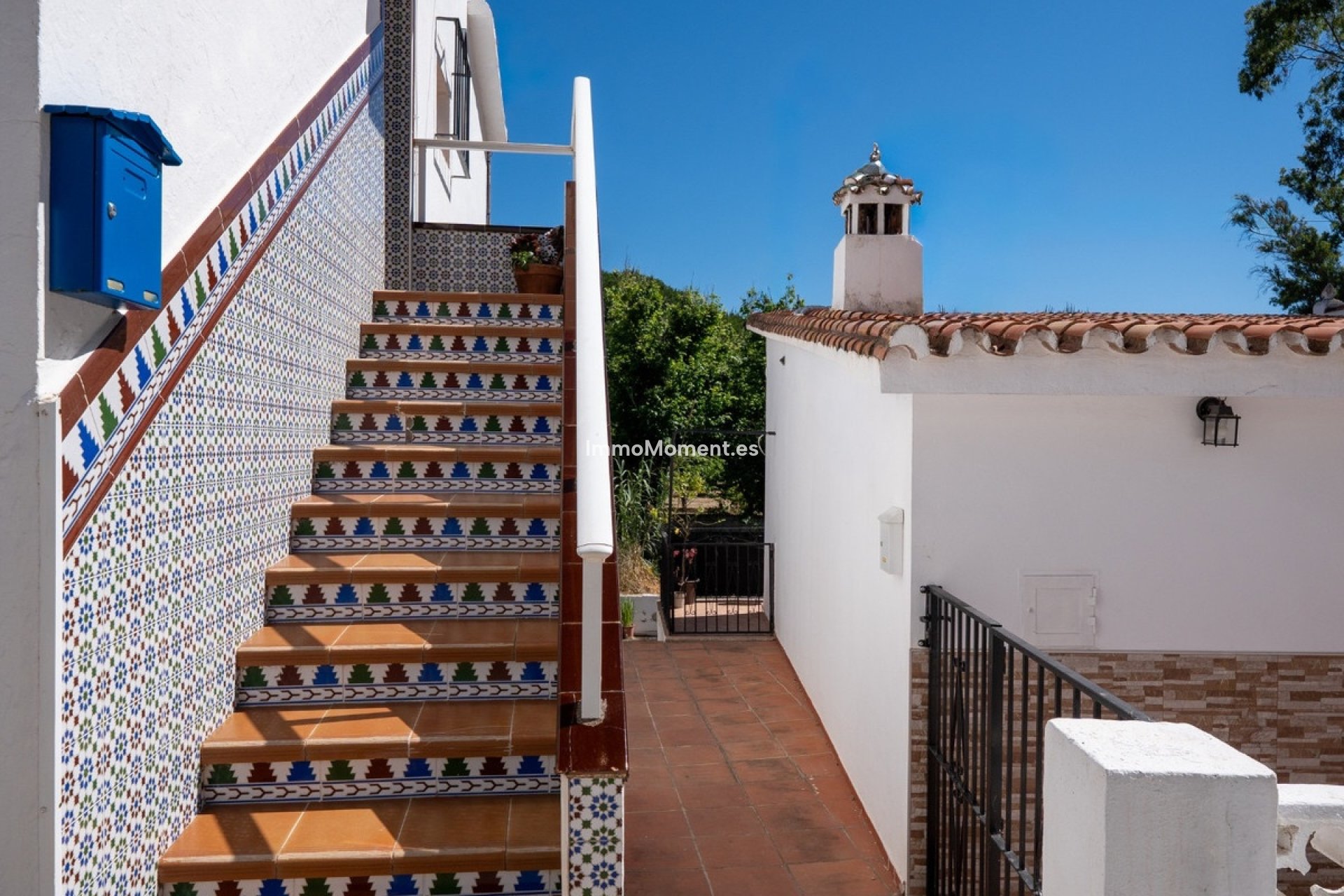 Resale - Apartment - Marbella - Elviria