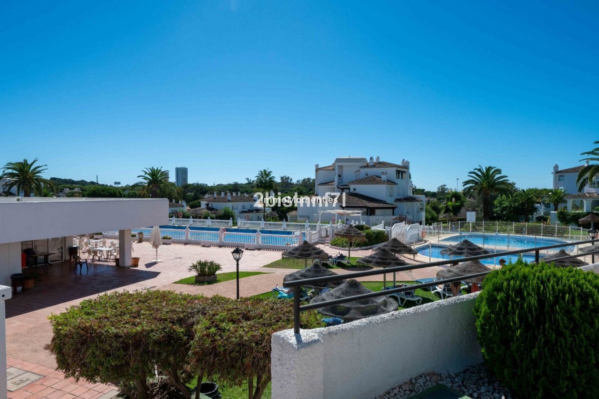 Resale - Apartment - Marbella - Elviria